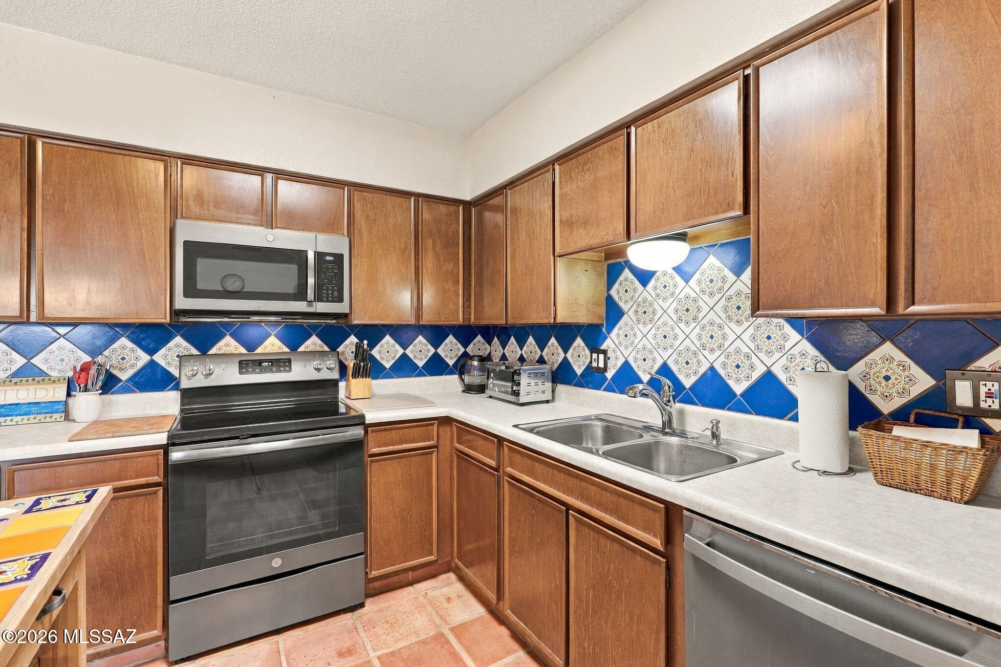 El Dorado Townhomes - Residential