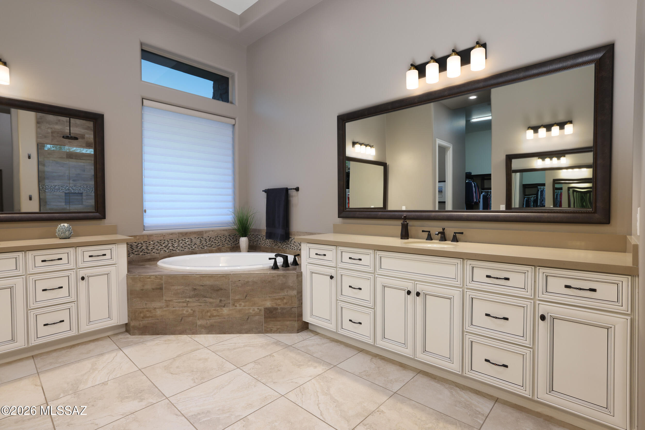 Stone Canyon VI - Residential