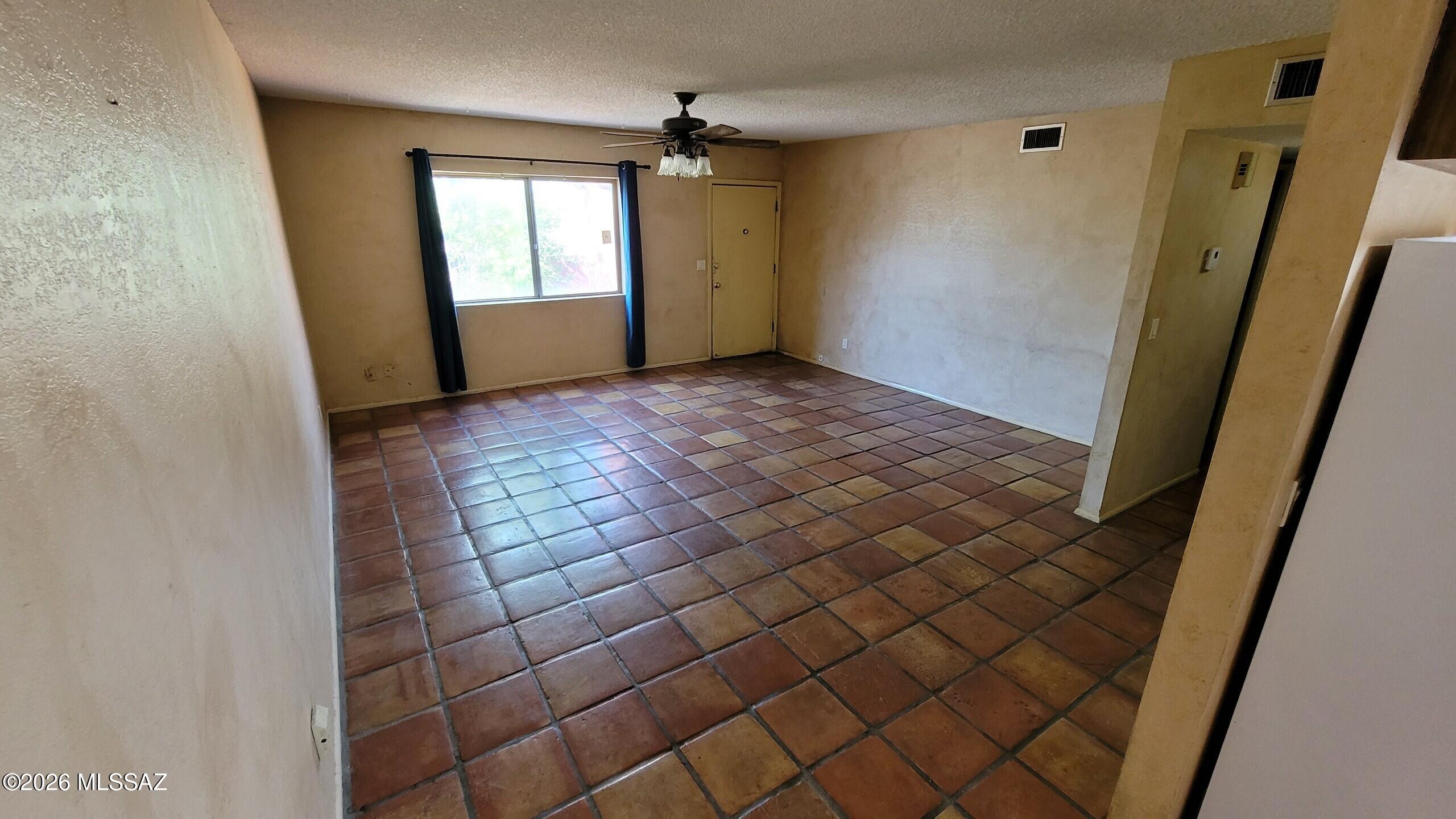Spanish Meadows Twnhss (1-105) - Residential