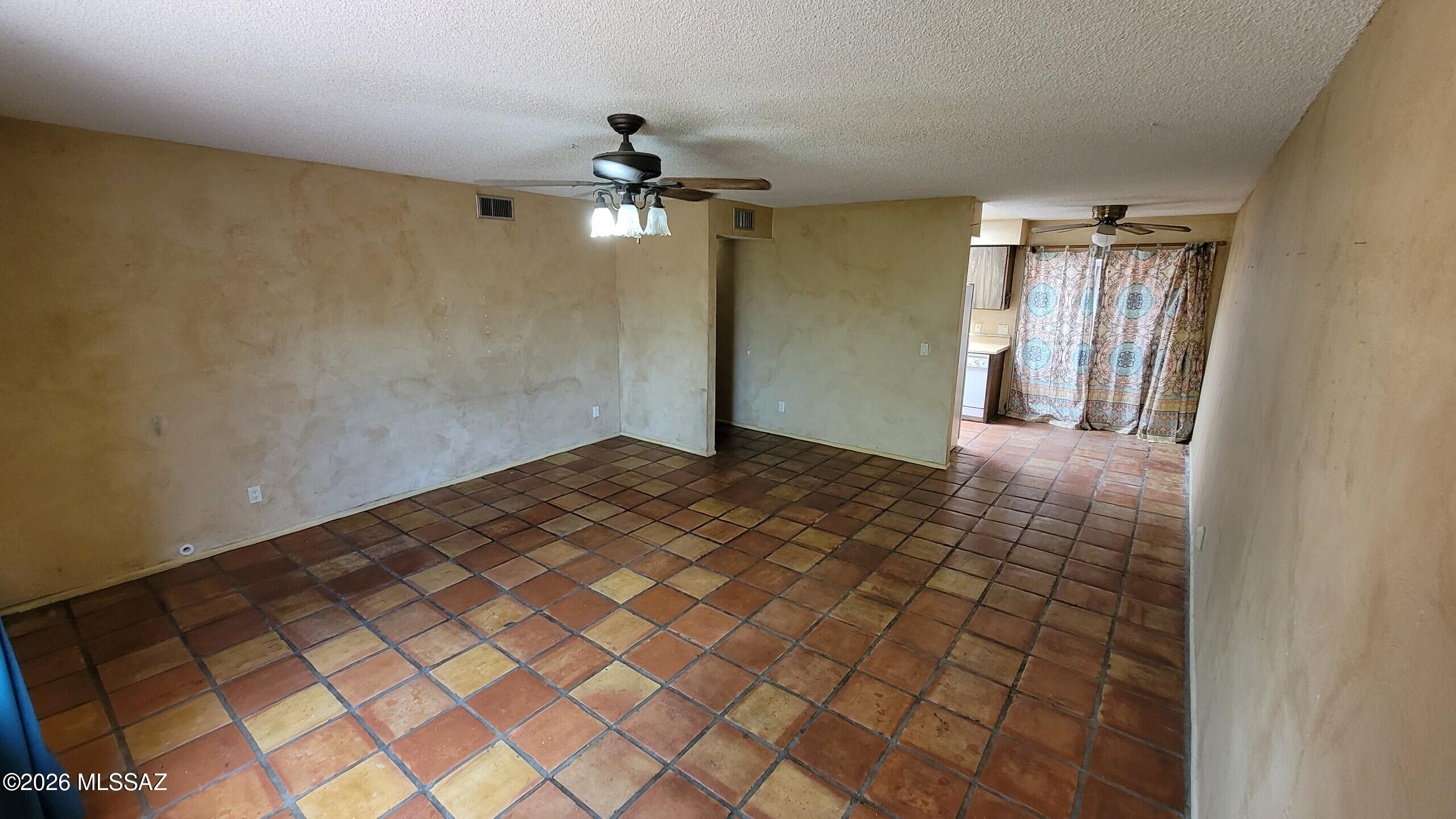 Spanish Meadows Twnhss (1-105) - Residential