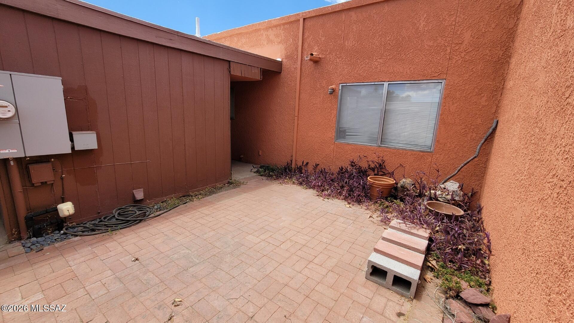Spanish Meadows Twnhss (1-105) - Residential