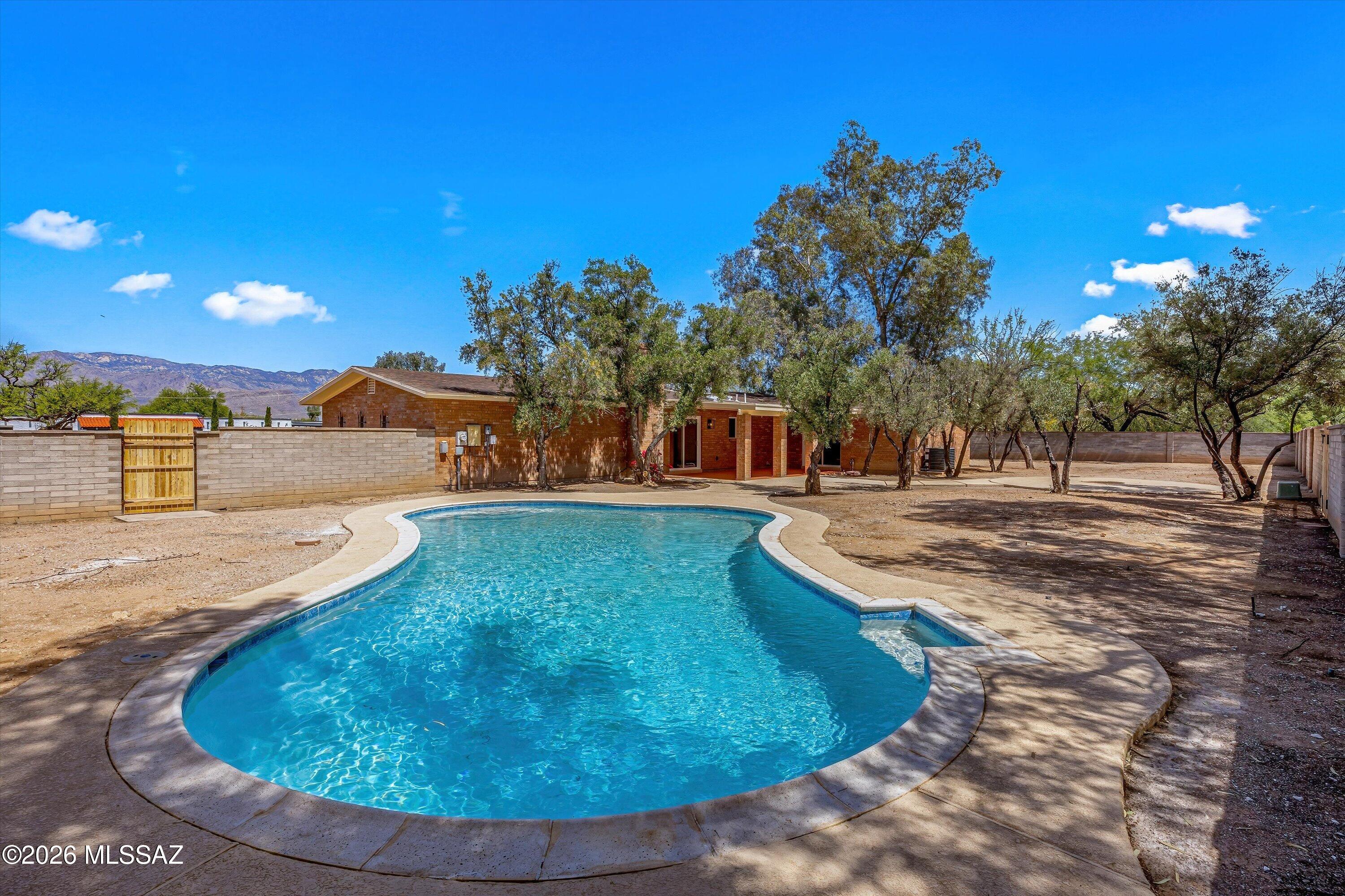 Pantano Vista - Residential