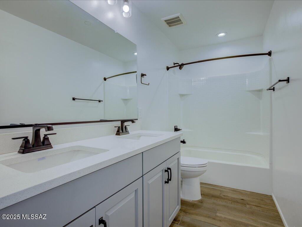 Riverwalk at Rancho Del Lago - Residential