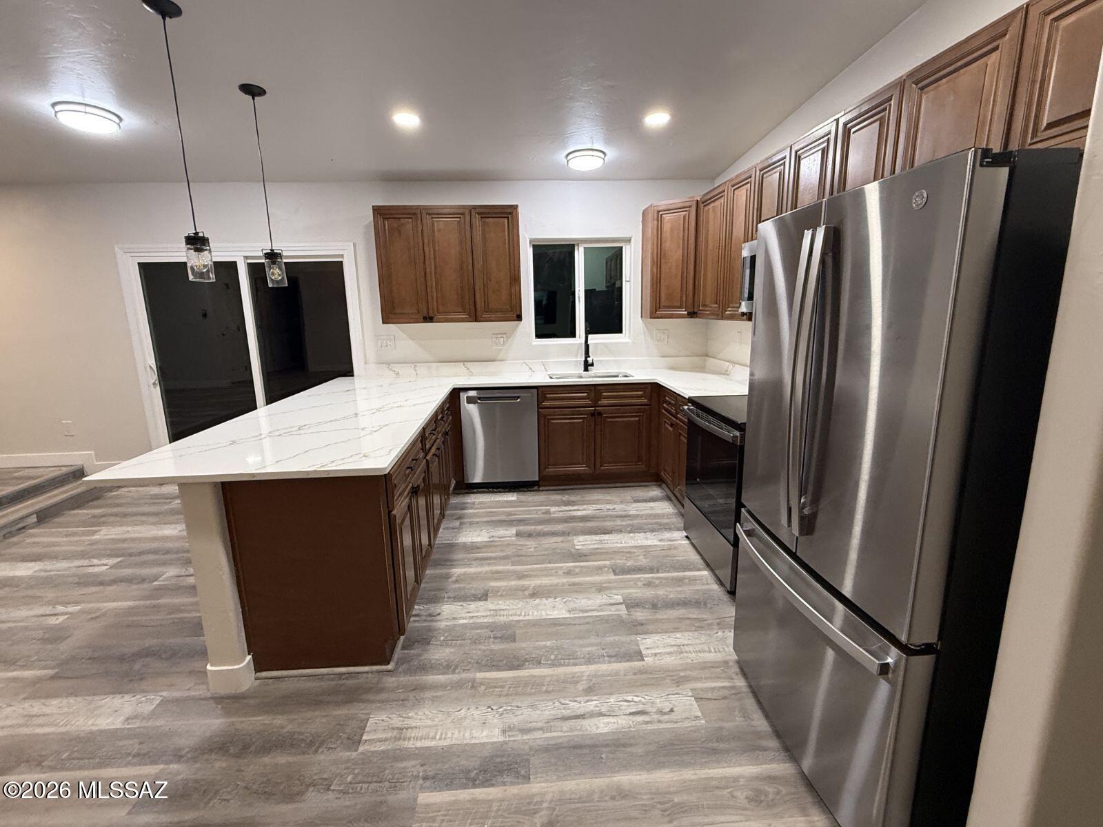 Bear Canyon Hills - Residential