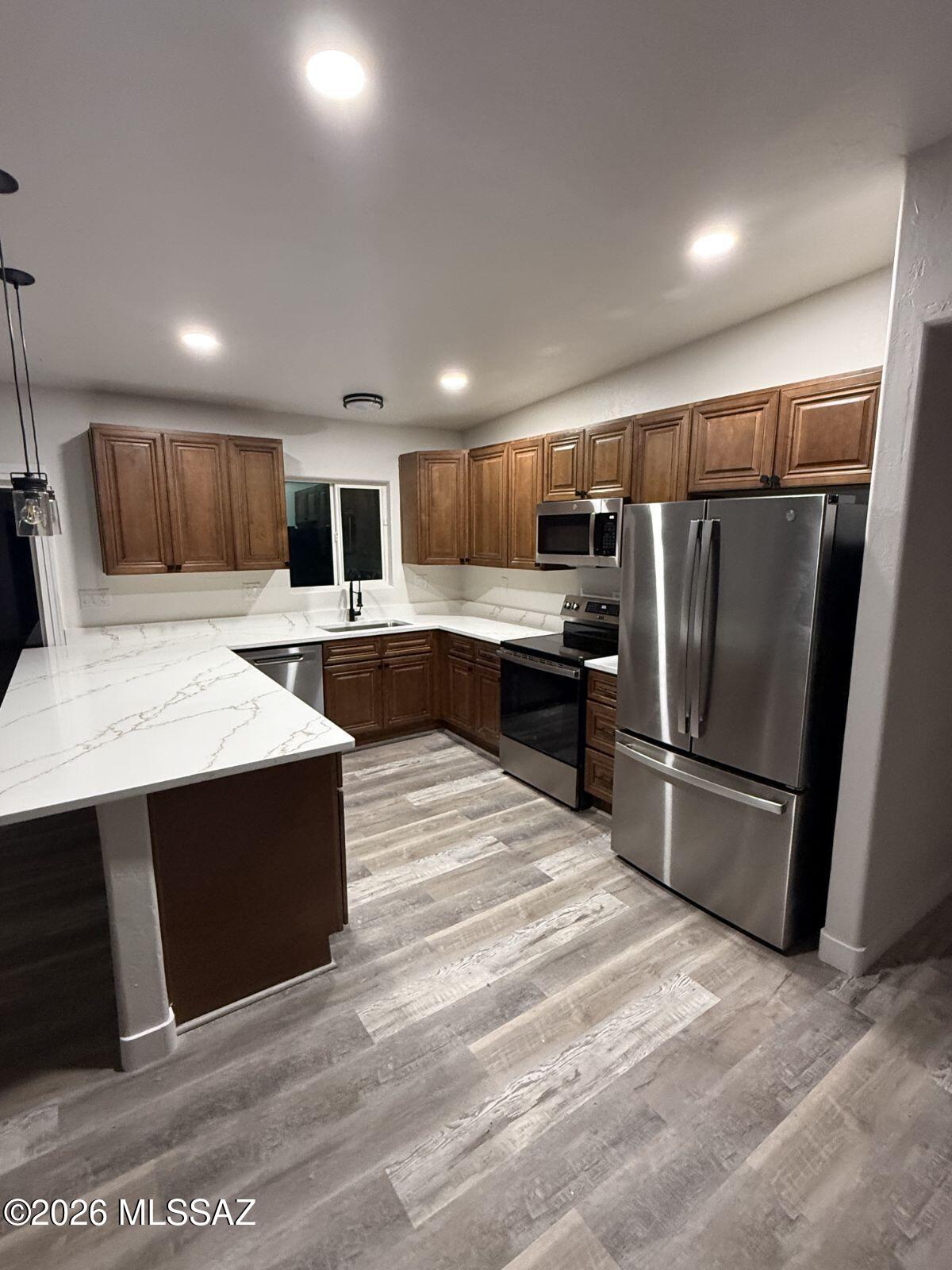Bear Canyon Hills - Residential