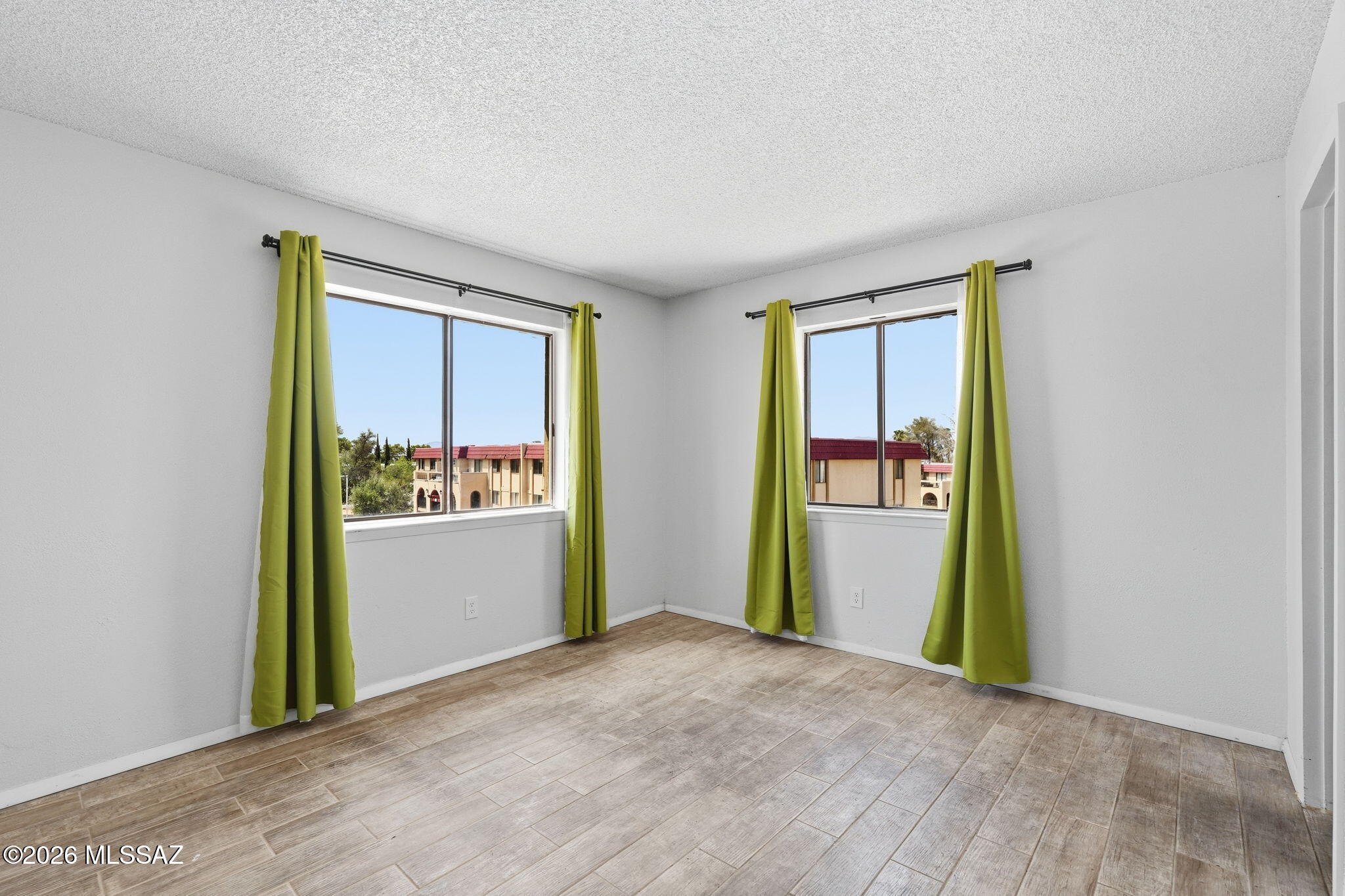 Barcelona Manor Condominiums - Residential