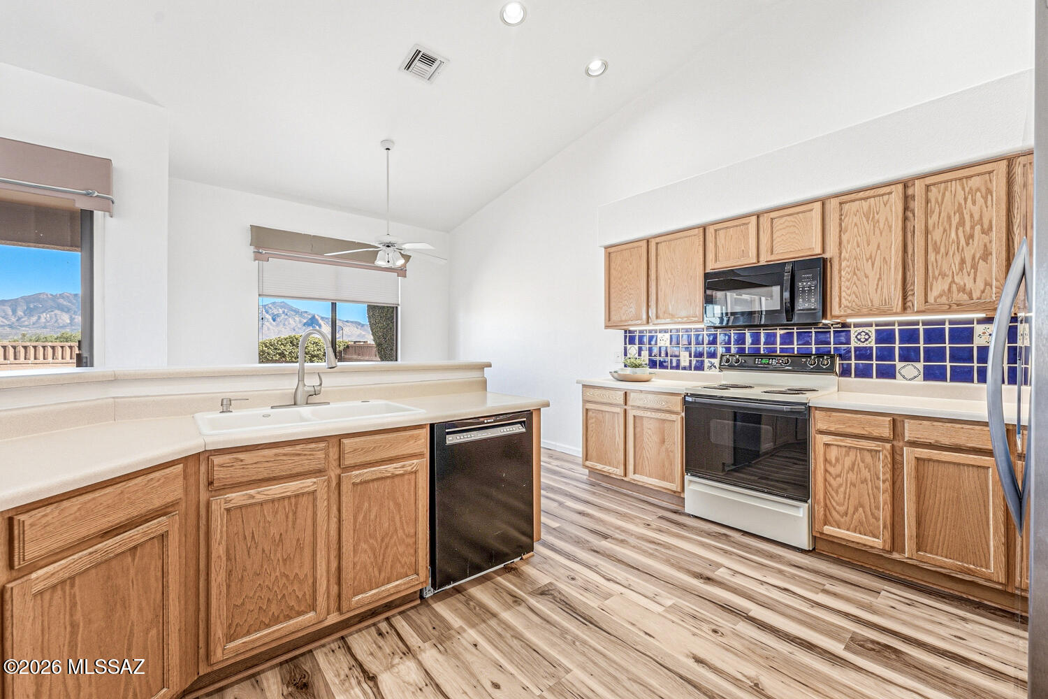 San Ignacio Vistas (1-223) - Residential