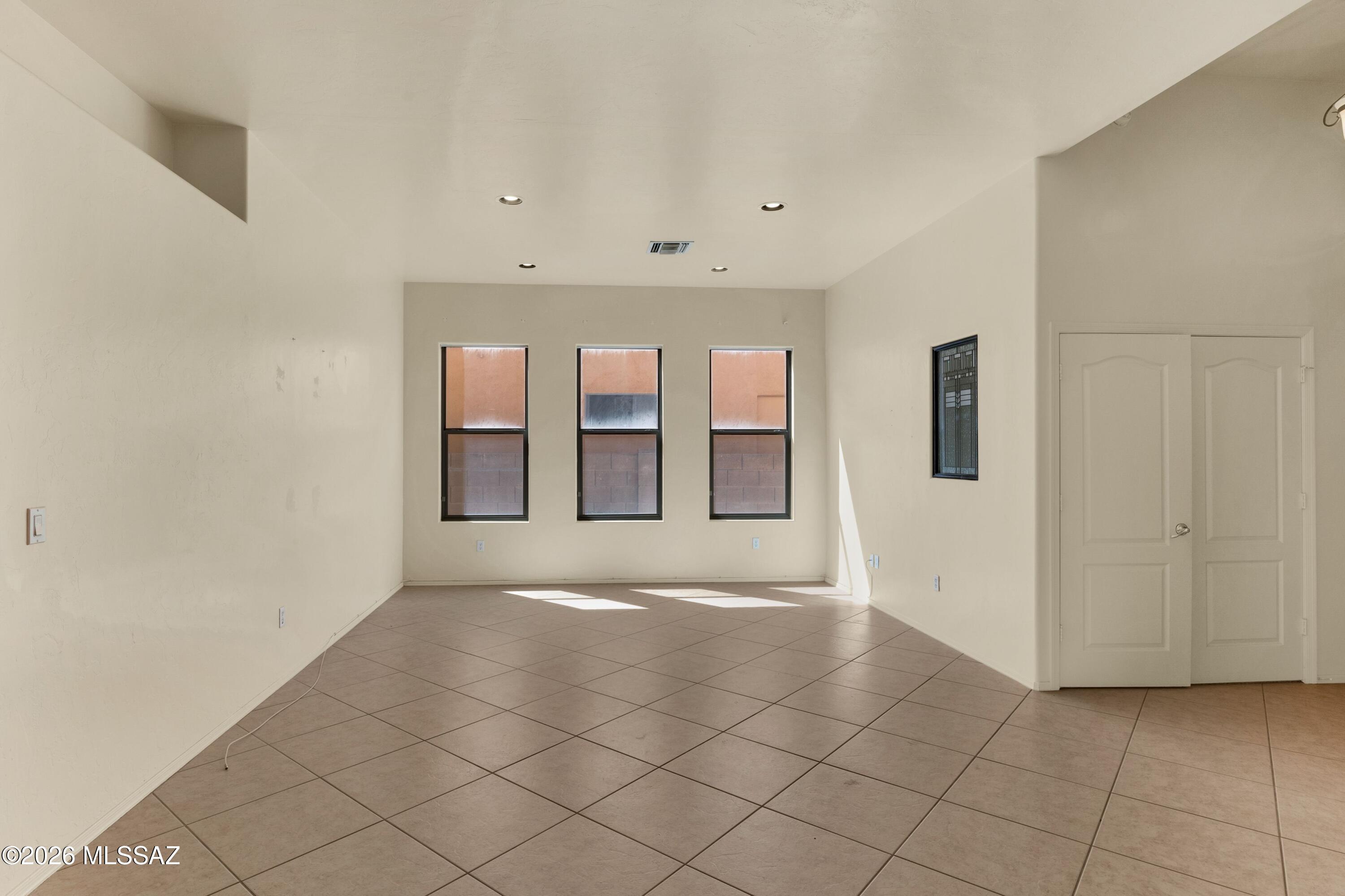 Palomino Trail (1-26) - Residential