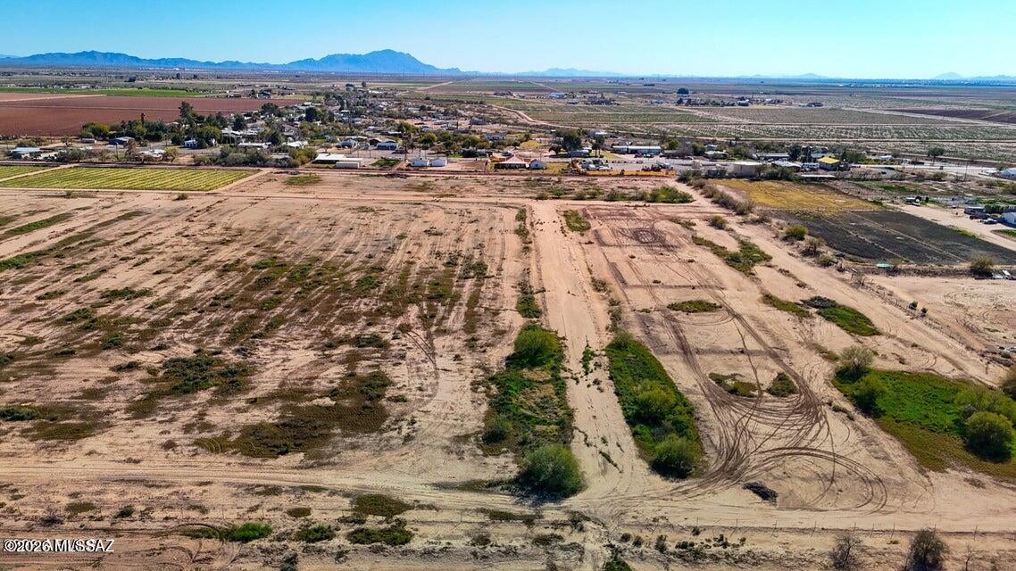 Beautiful 1-acre parcel in the peaceful Valley Farms area, offering the perfect setting to build your dream home. Owner will provide a well share, making development even easier. Enjoy wide-open space, country living, and convenient owner financing available. Additional parcels available! Property pending minor land division with Pinal County SELLER FINANCING AVAILABLE
