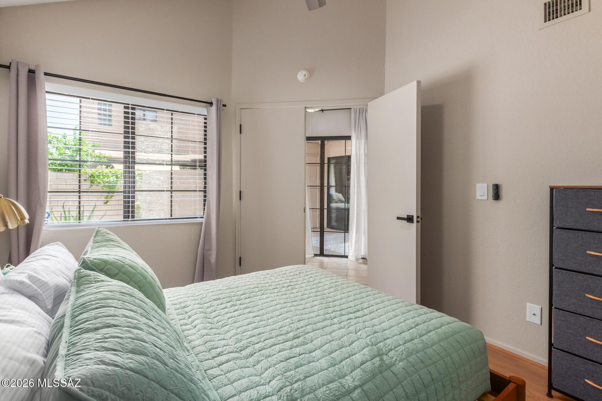 River Grove Condos. - Residential Lease