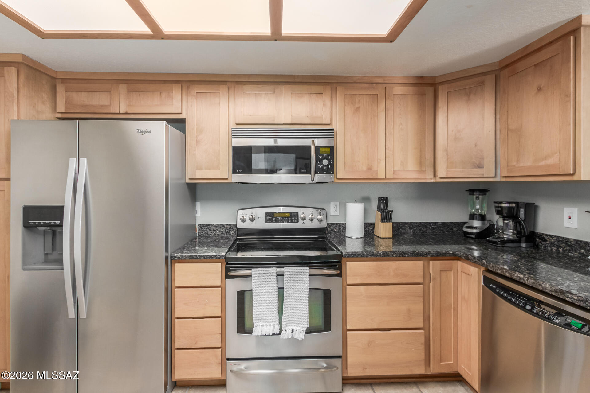 River Grove Condos. - Residential Lease