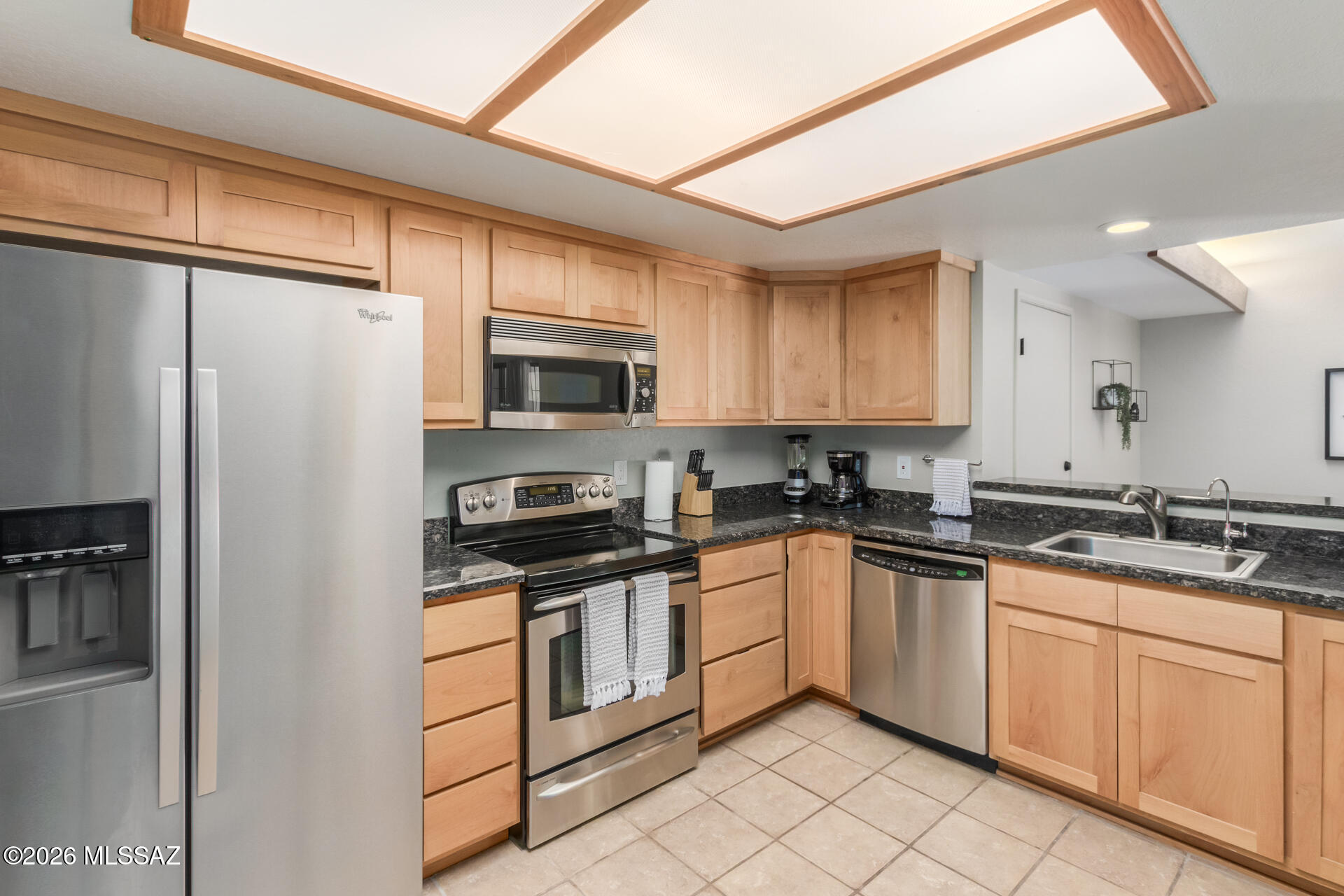 River Grove Condos. - Residential Lease