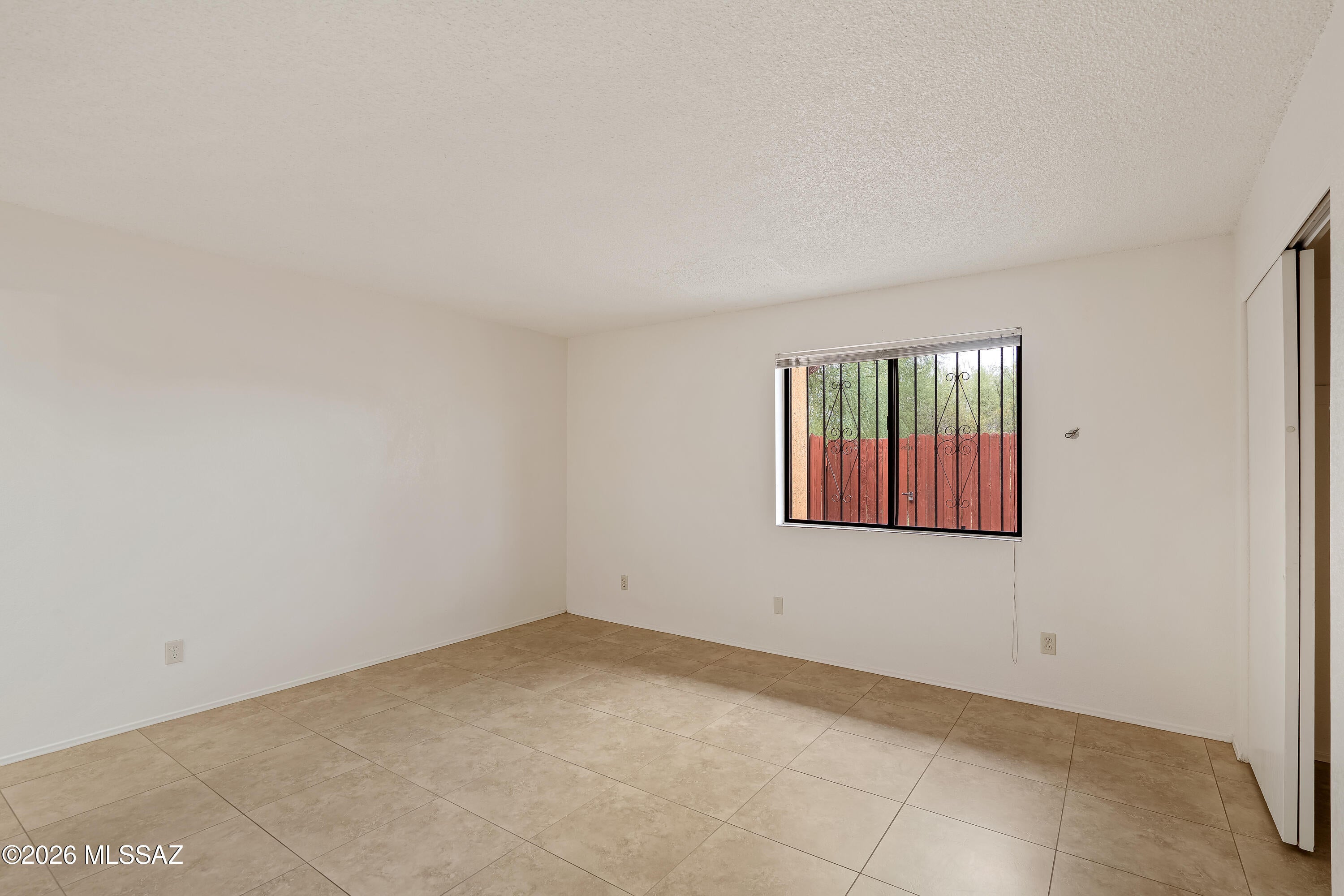 Mission Oaks (1-90) - Residential