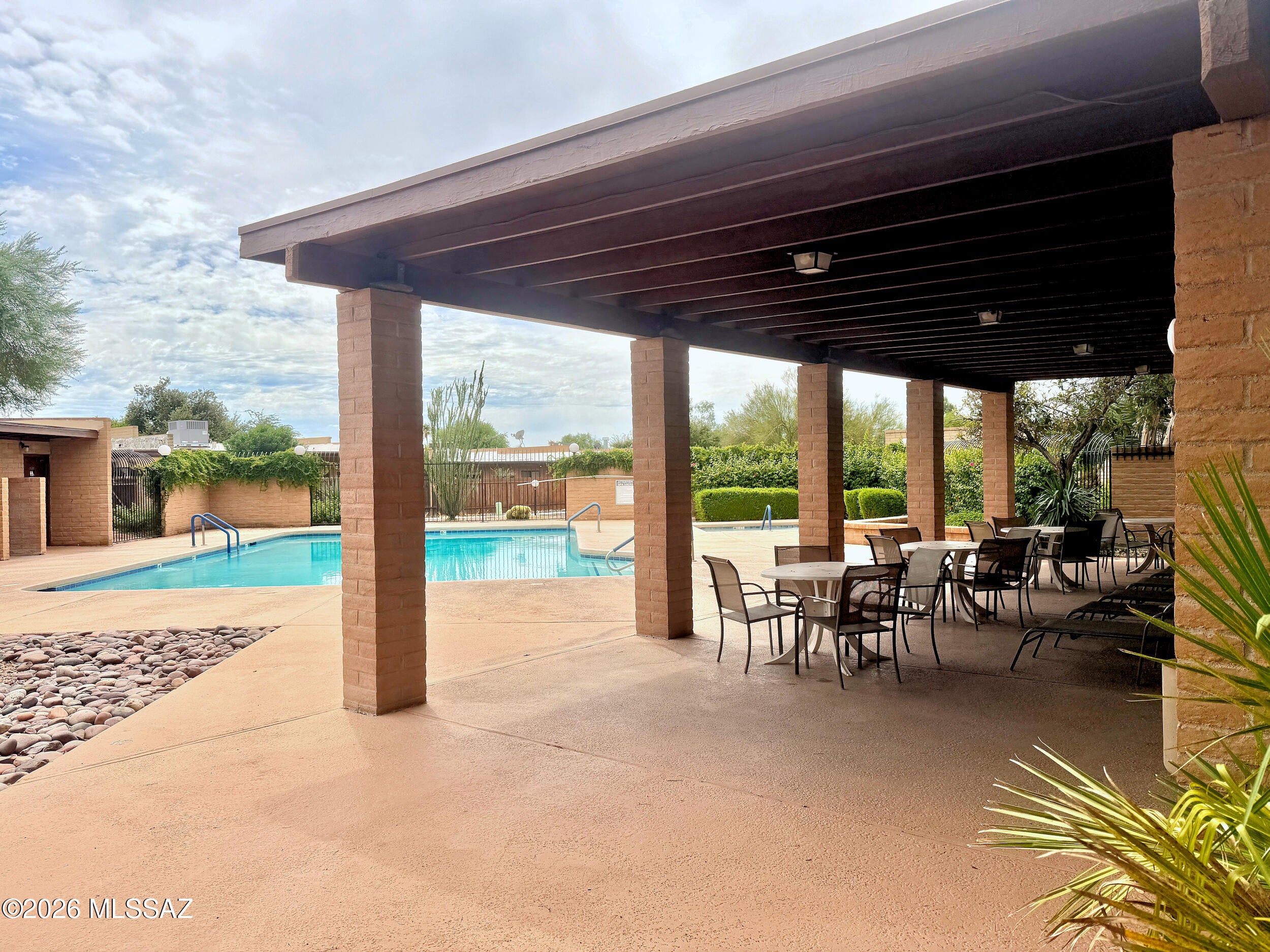 Mission Oaks (1-90) - Residential