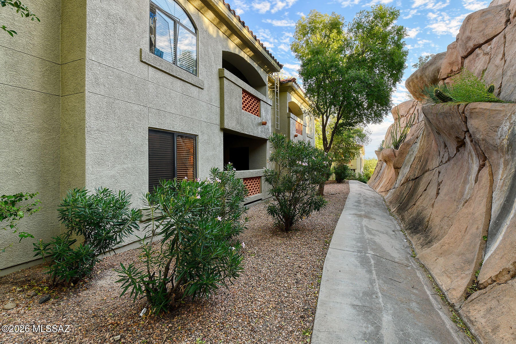 Veranda at Ventana Condominiums - Residential