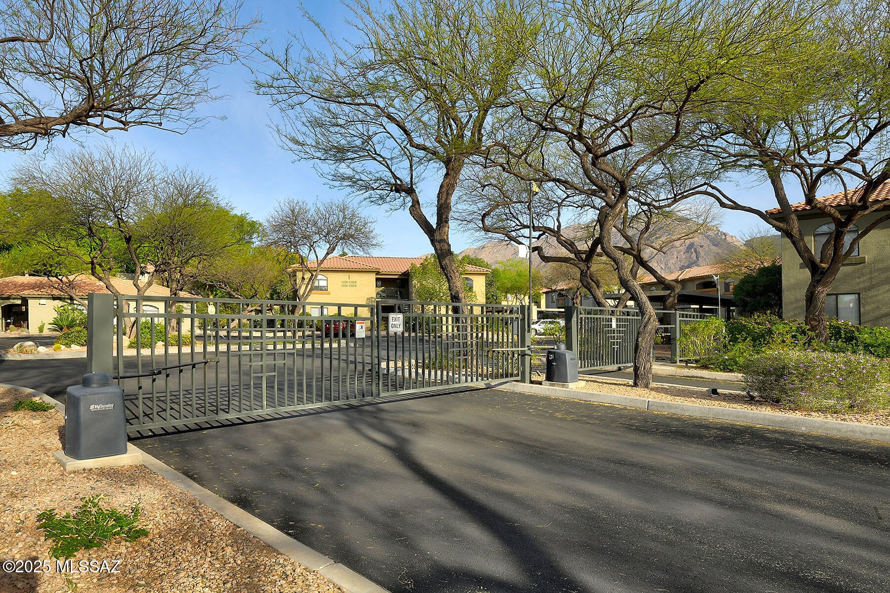 Veranda at Ventana Condominiums - Residential