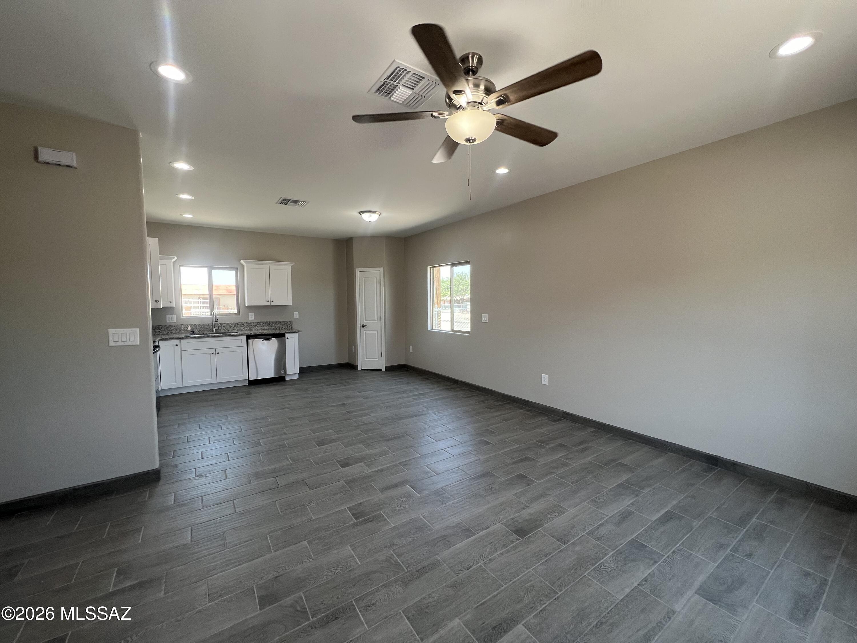 AVAILABLE NOW!

** All Atlas Real Estate residents are enrolled in the Resident Benefits Package (RBP) at a monthly rate of $34.99/month with a one-time utility set-up fee of $30. RBP includes HVAC air filter delivery (for applicable properties), utility concierge service making utility connection a breeze during your move-in, our best-in-class resident rewards program, and much more! More details upon application. ** Renters Insurance Required**
Pet Policy: (Pet screening application required) Pets accepted! $300 one time pet fee (per pet) is due at the time of move in. As low as $35 monthly pet rent (per pet).