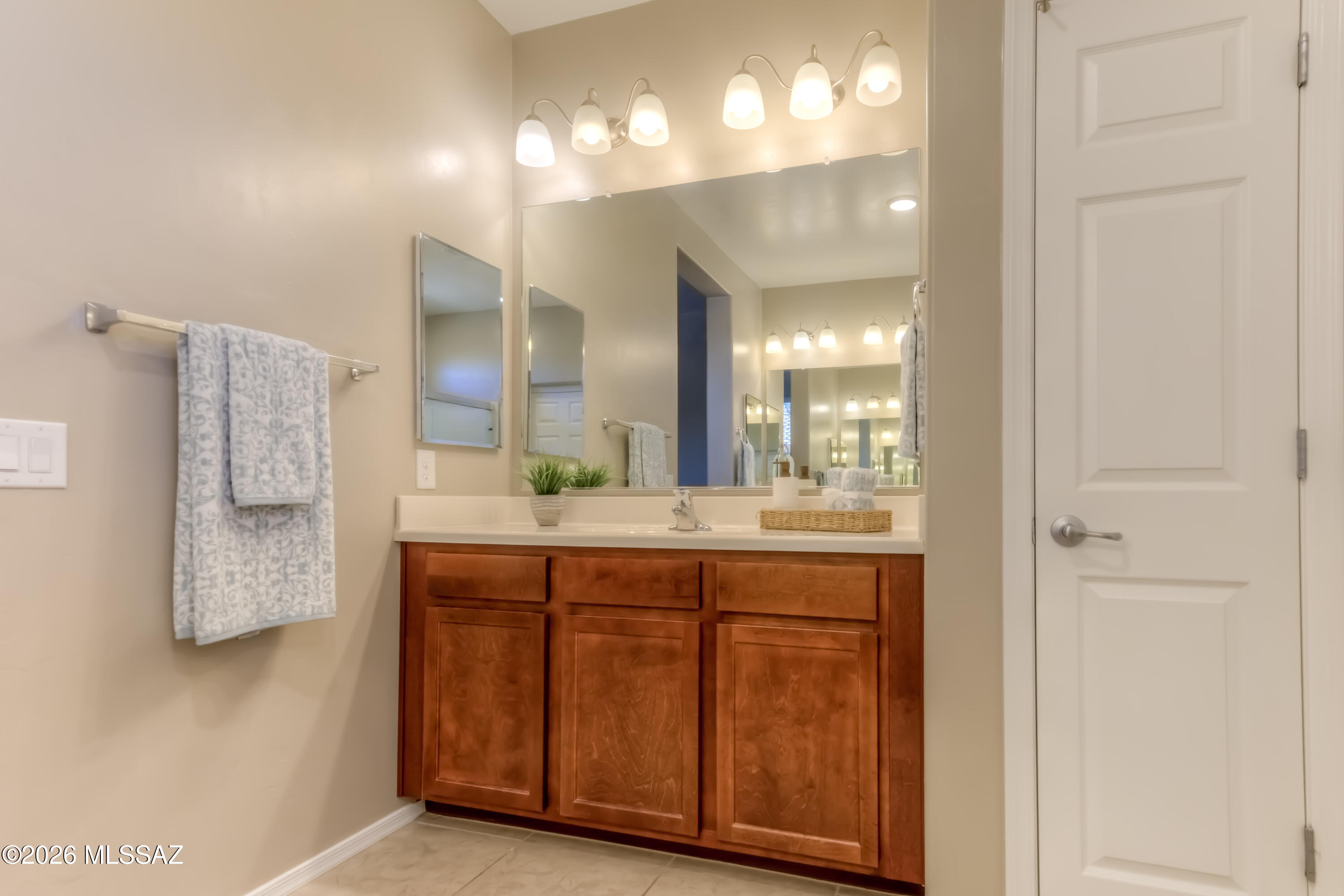 Saguaro Bloom Block 3 - Residential Lease