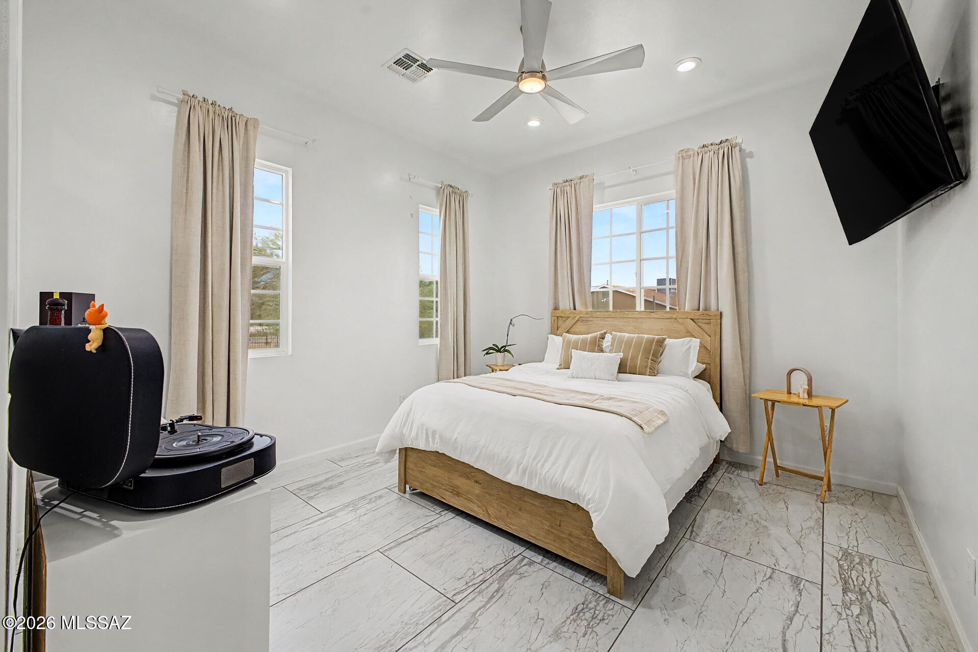 Paradise Estates (1-22) - Residential