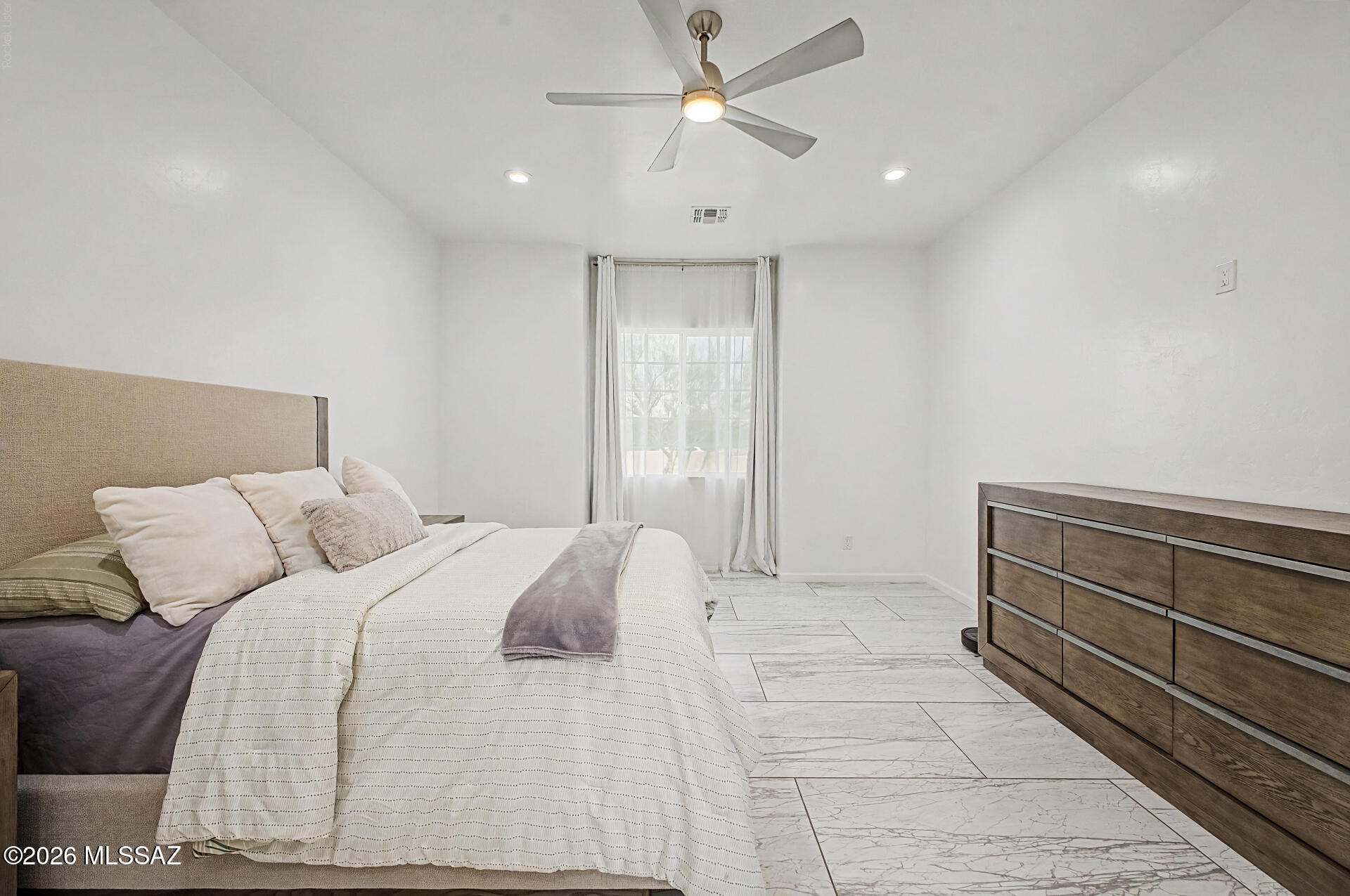 Paradise Estates (1-22) - Residential