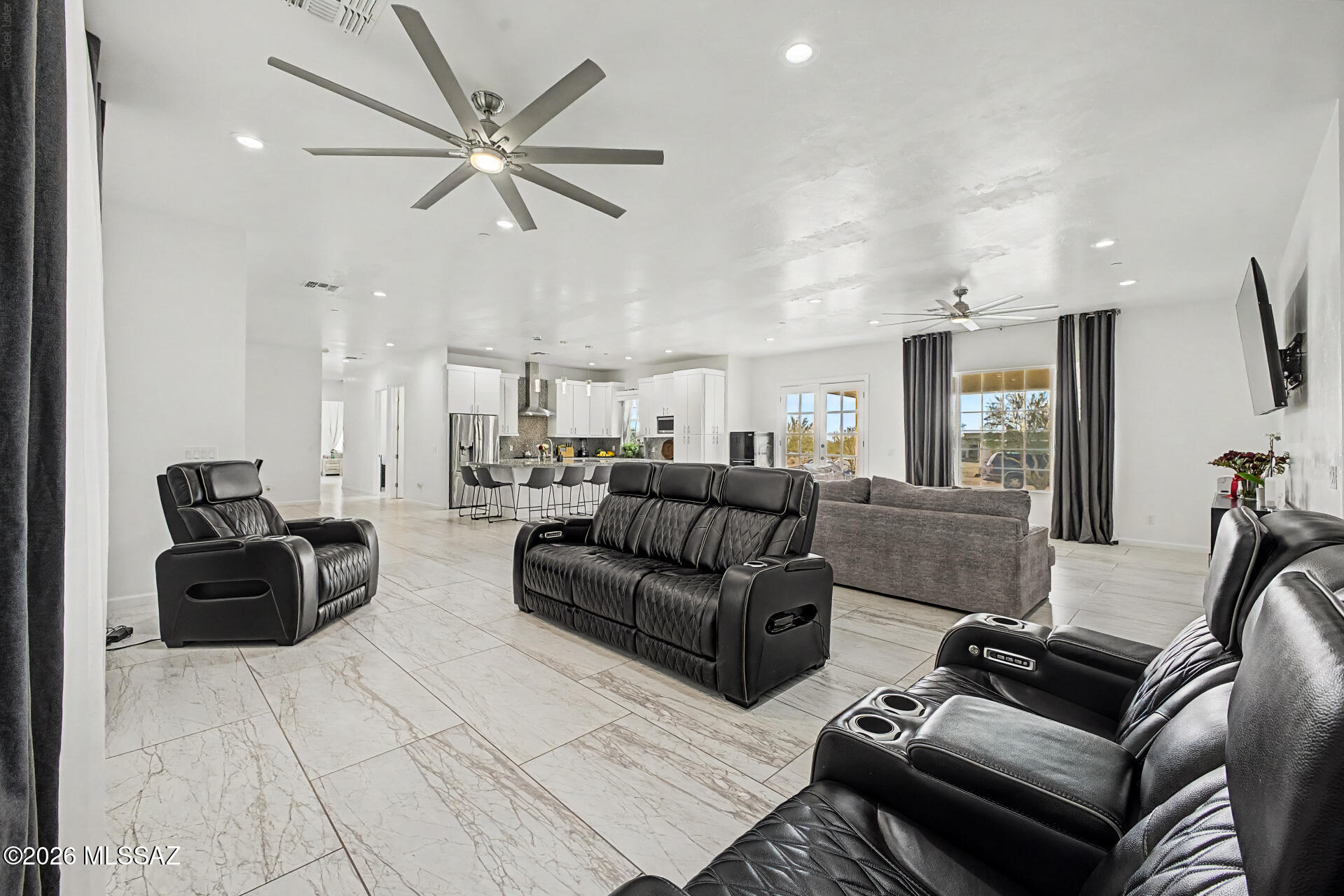Paradise Estates (1-22) - Residential