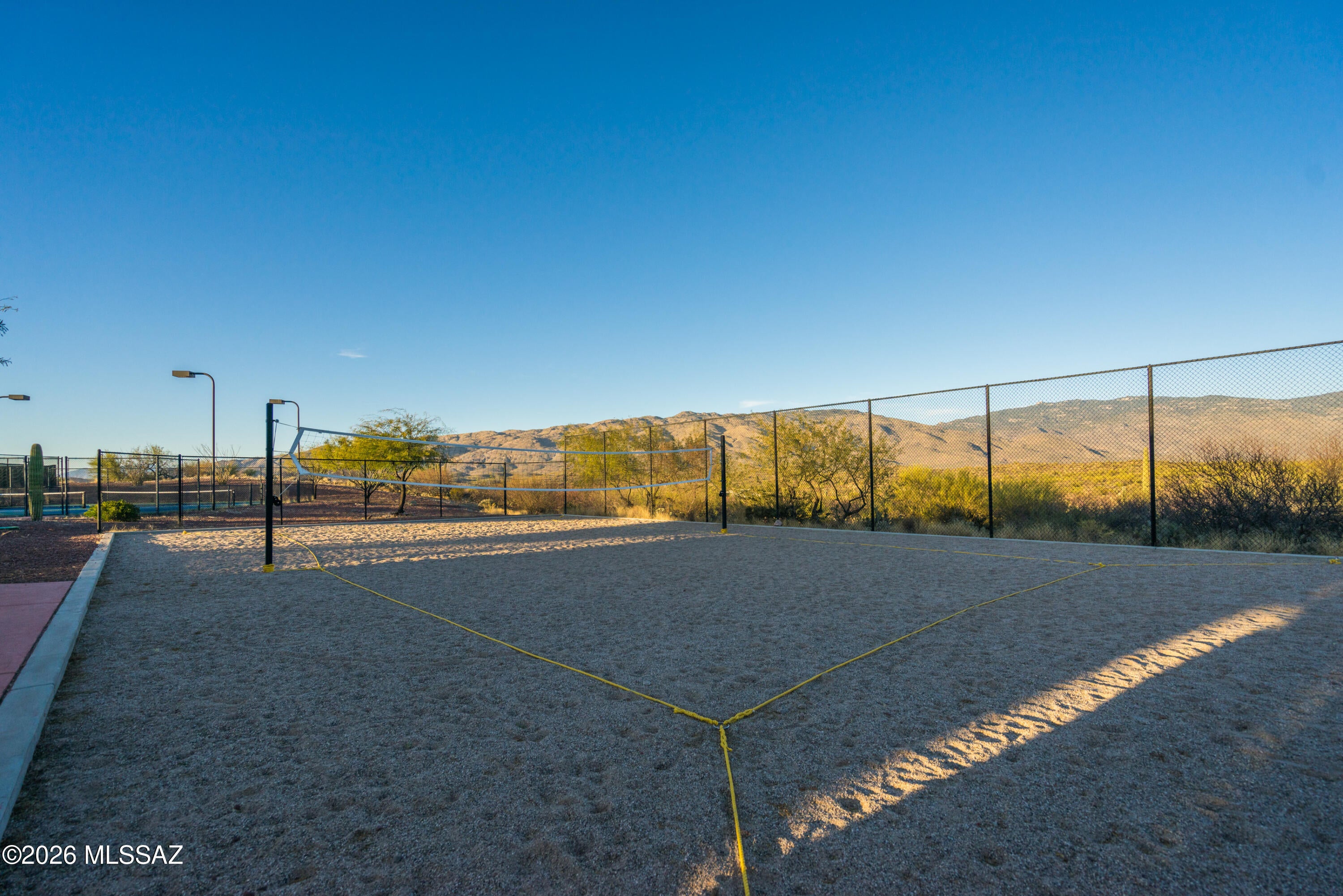 Coyote Creek (1-395) - Land