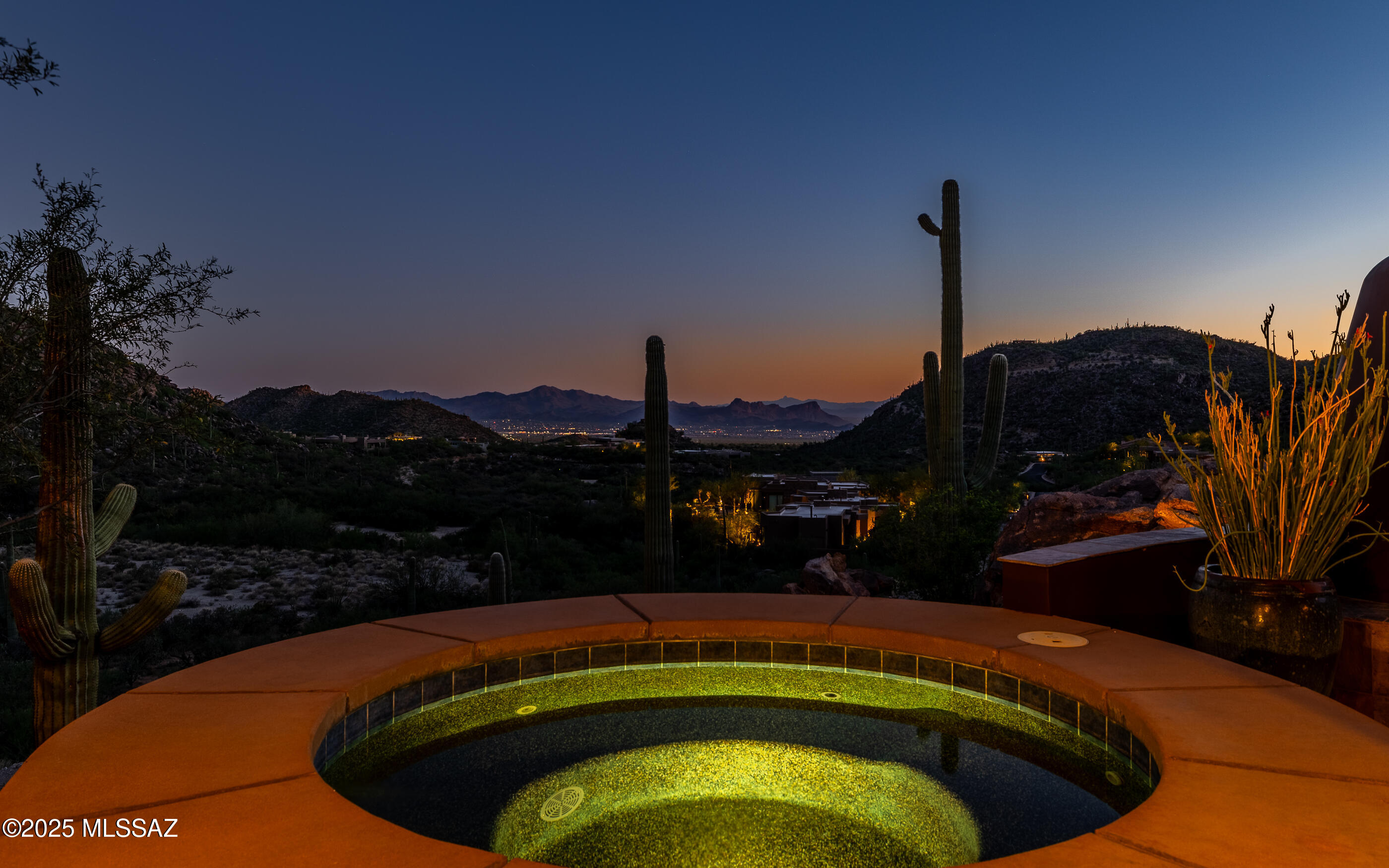 Canyon Pass At Dove Mountain - Residential
