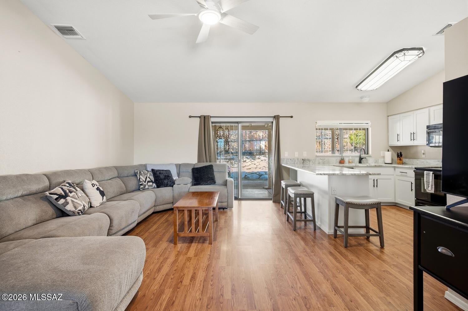 Paseo Vista (1-234) - Residential