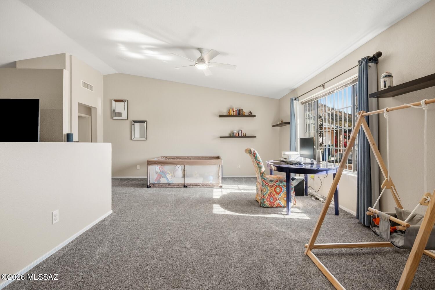 Paseo Vista (1-234) - Residential