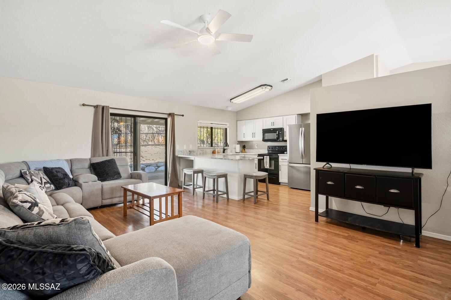Paseo Vista (1-234) - Residential