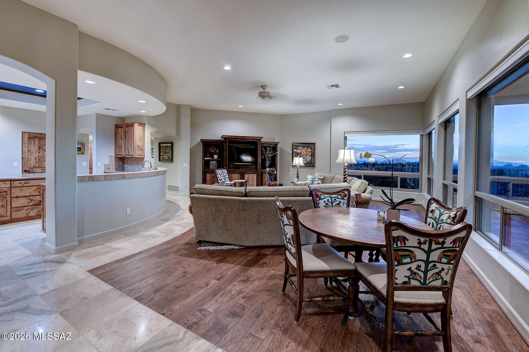 Sabino Mountain (1-290) - Residential