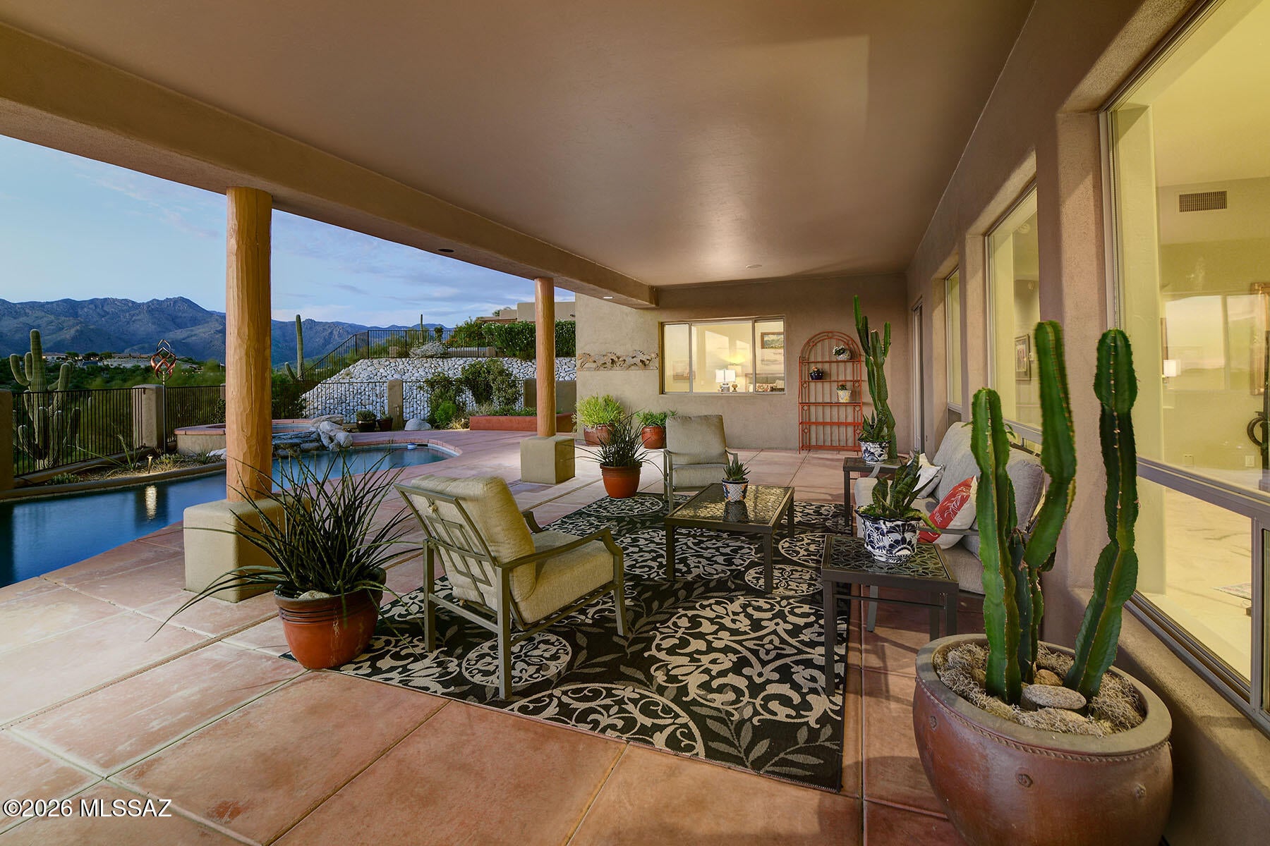 Sabino Mountain (1-290) - Residential