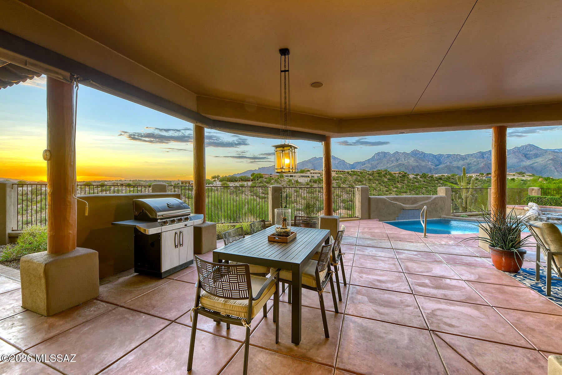 Sabino Mountain (1-290) - Residential