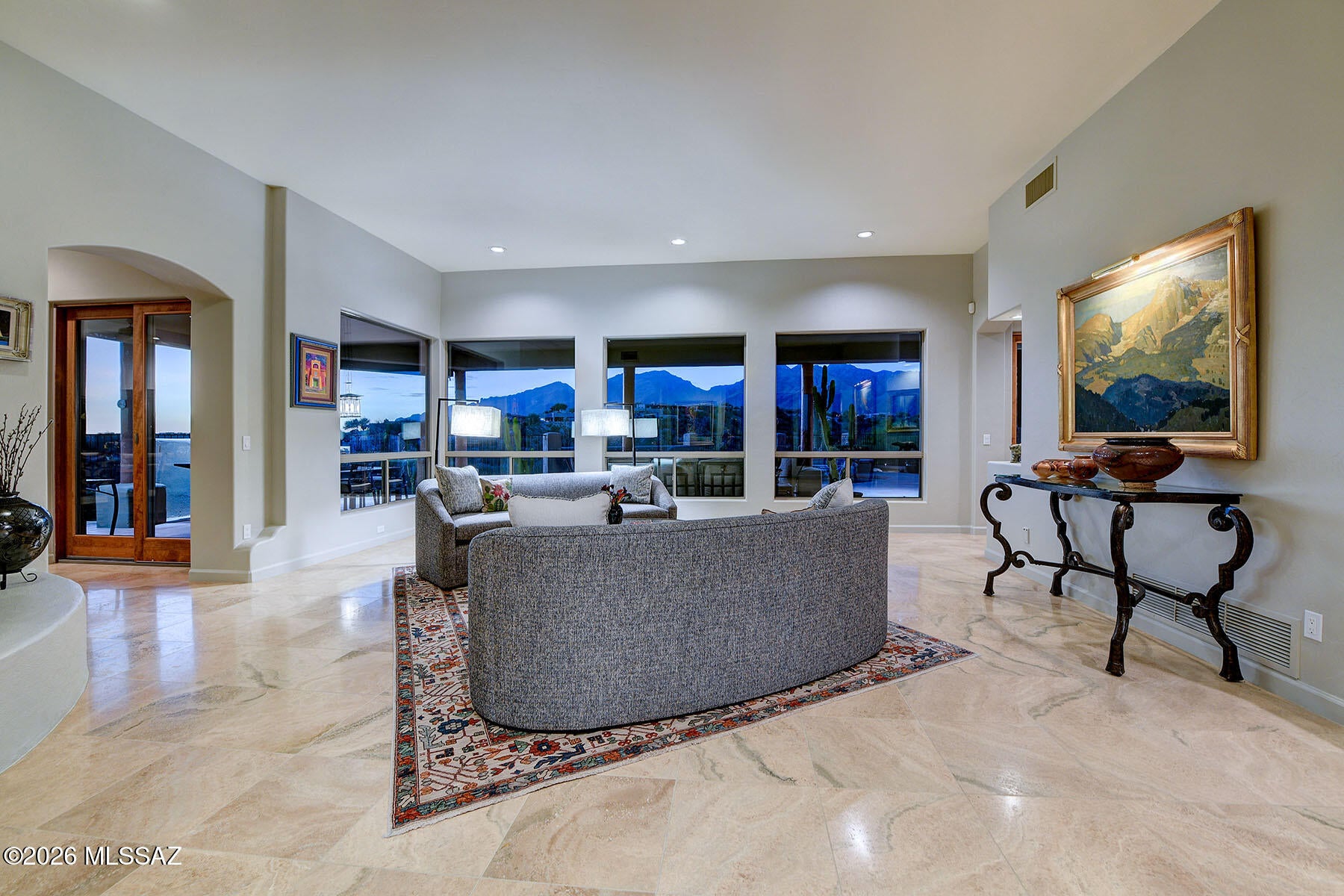 Sabino Mountain (1-290) - Residential