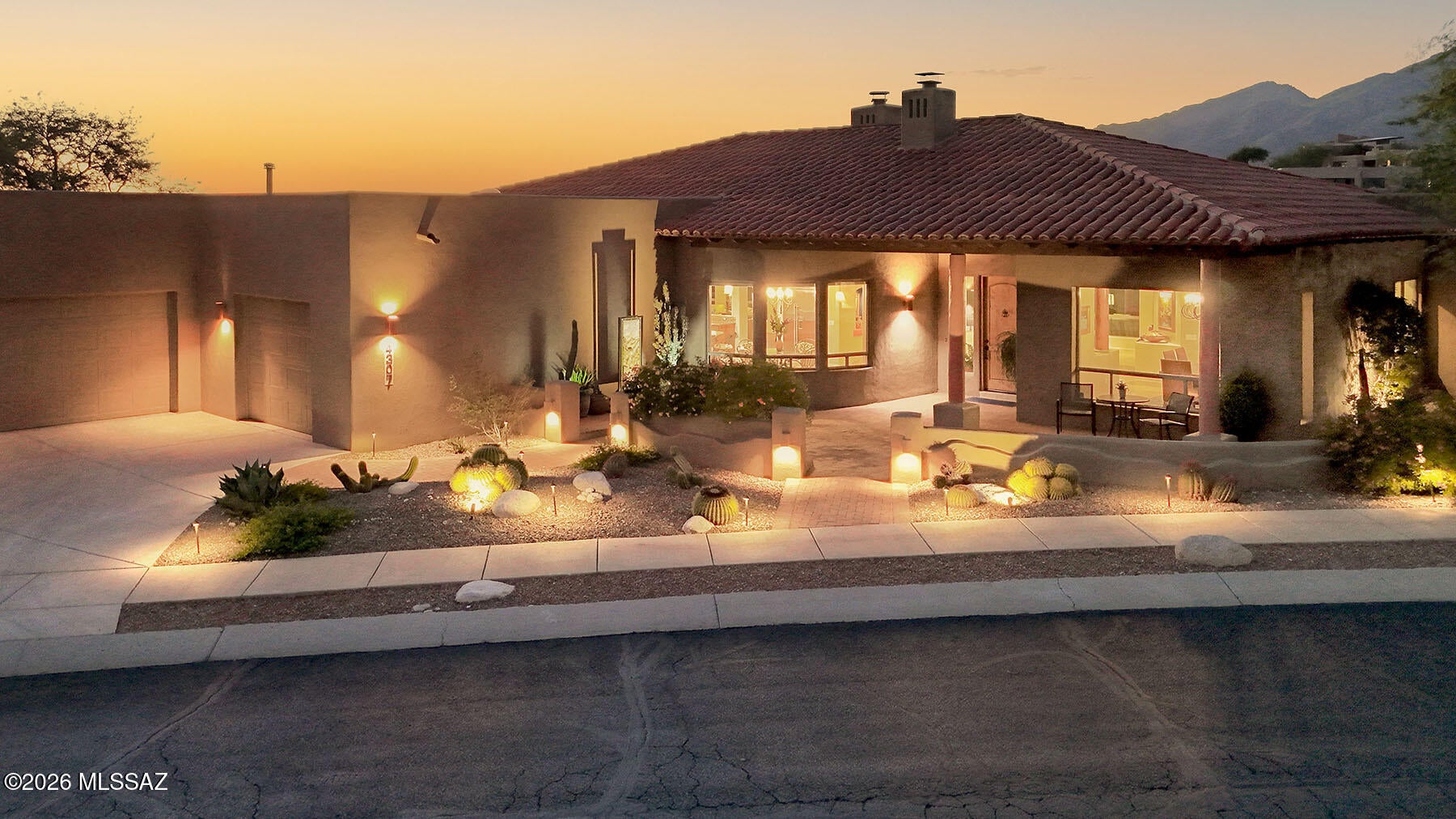 Sabino Mountain (1-290) - Residential