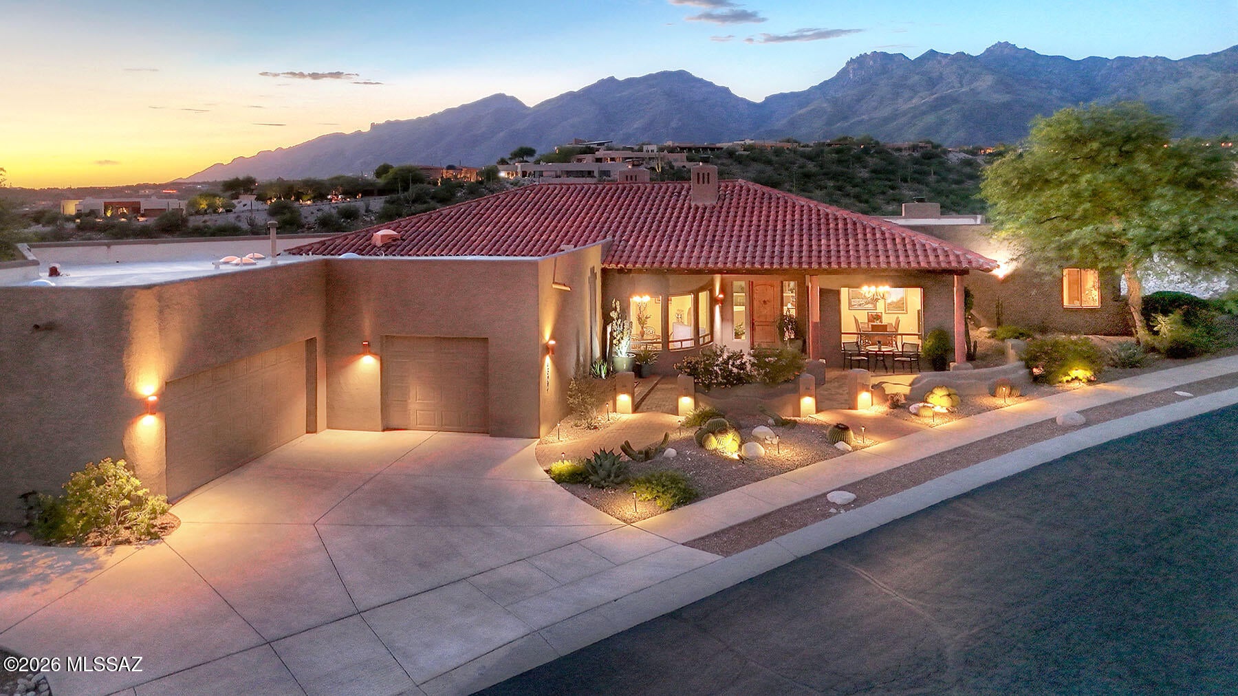 Sabino Mountain (1-290) - Residential