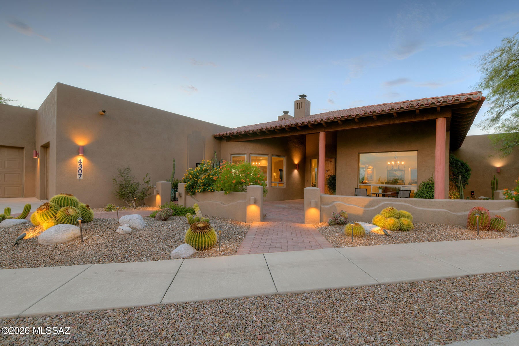 Sabino Mountain (1-290) - Residential