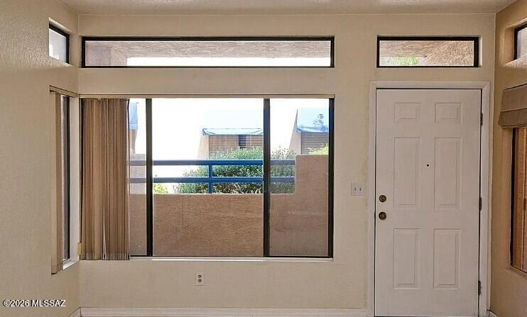 Summertree Condominiums (1-224) - Residential Lease