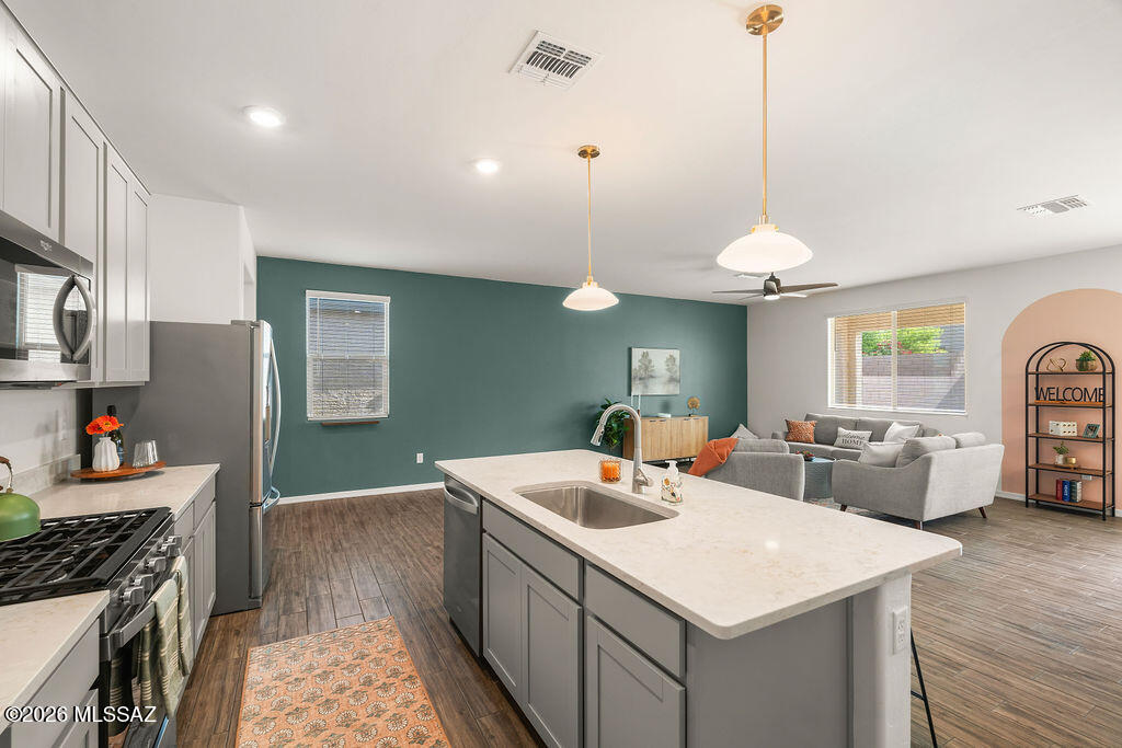 Bella Tierra - Residential