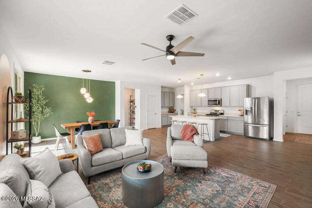 Bella Tierra - Residential