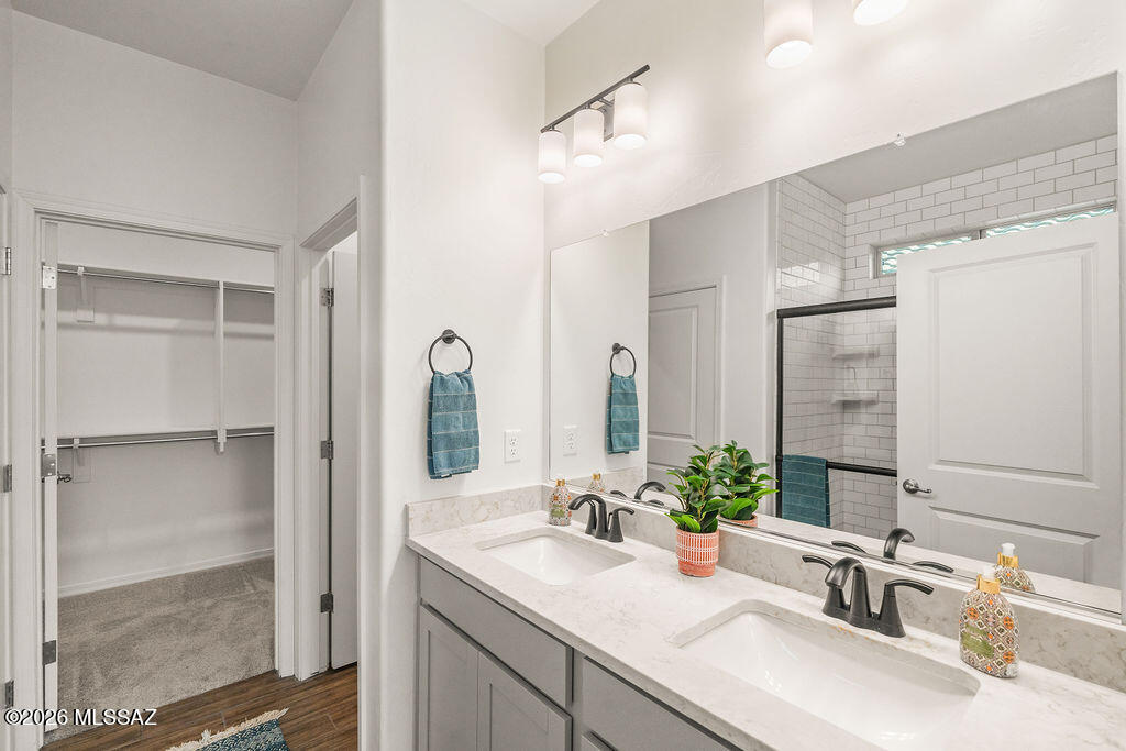 Bella Tierra - Residential