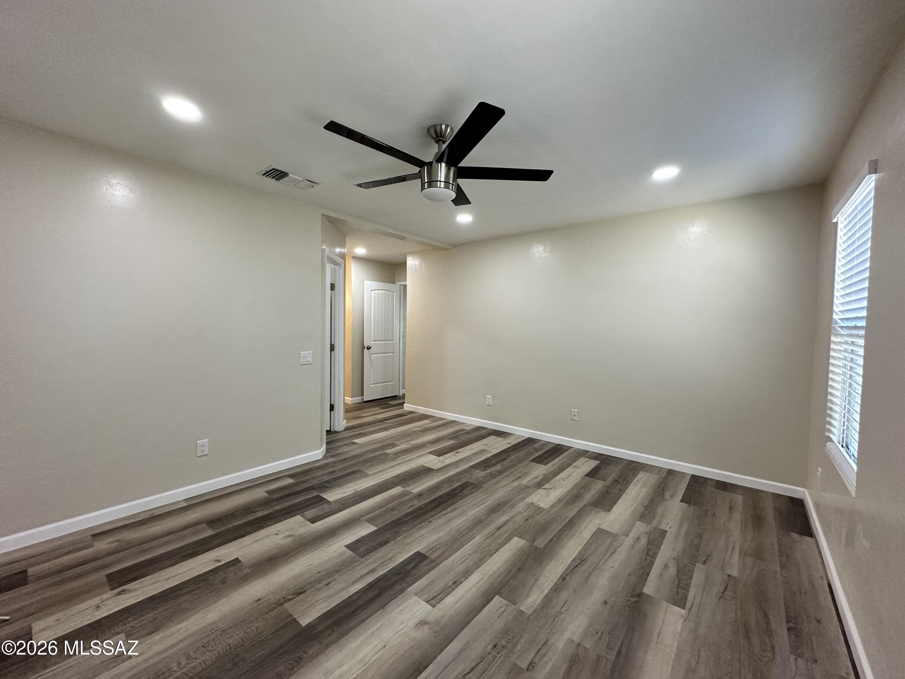 Saddlewood Ranch (1-285) - Residential Lease