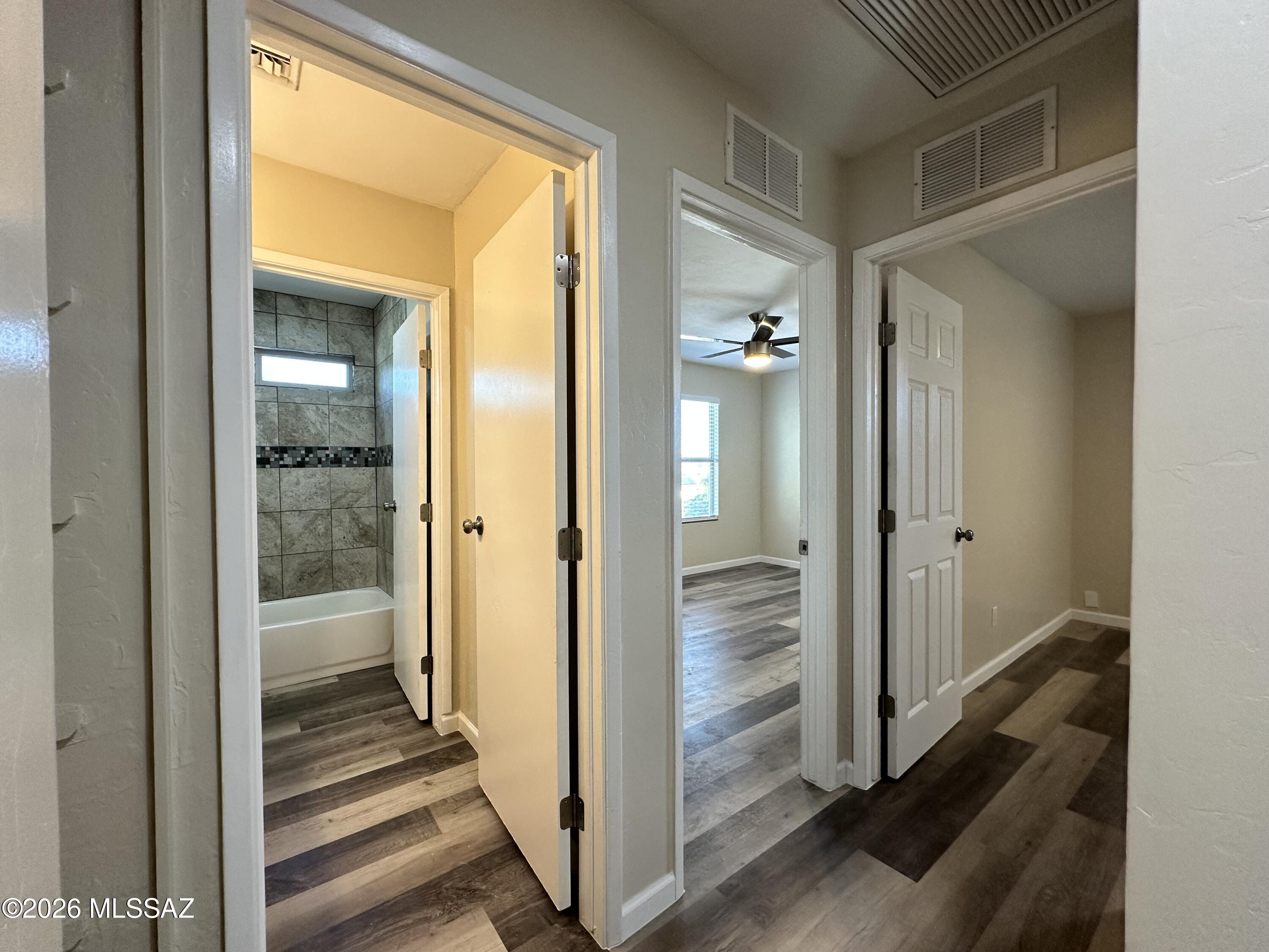 Saddlewood Ranch (1-285) - Residential Lease