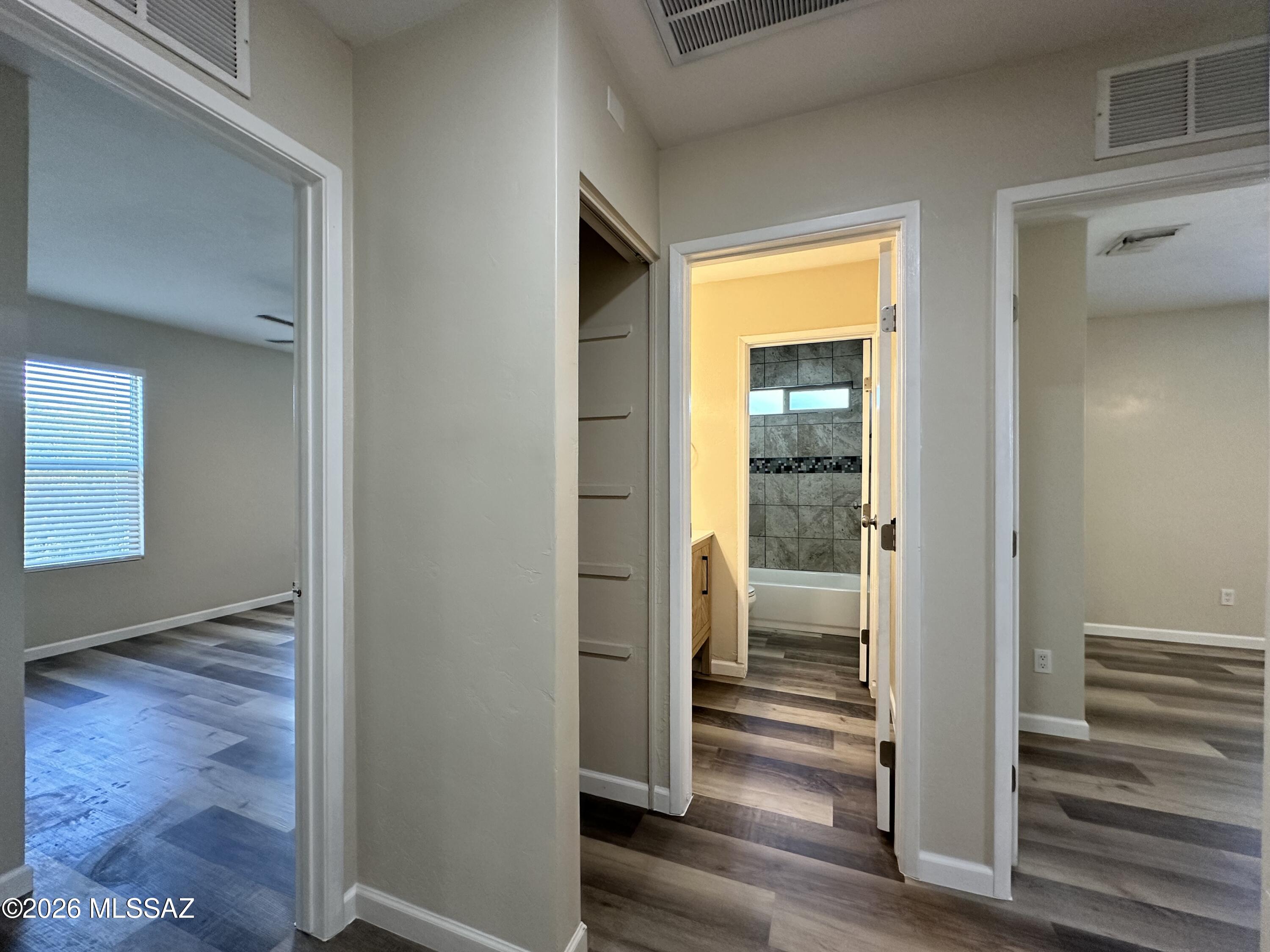 Saddlewood Ranch (1-285) - Residential Lease
