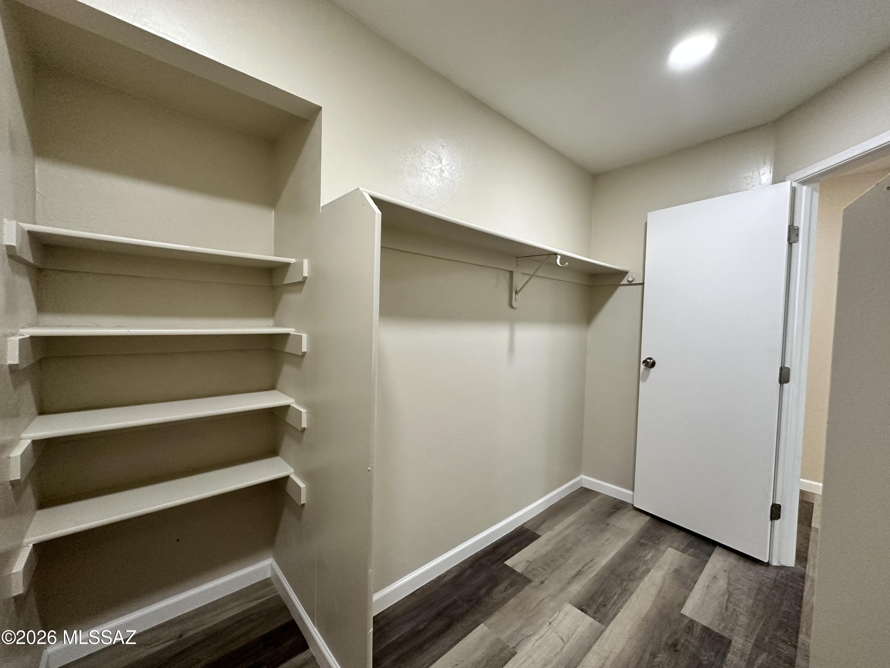 Saddlewood Ranch (1-285) - Residential Lease