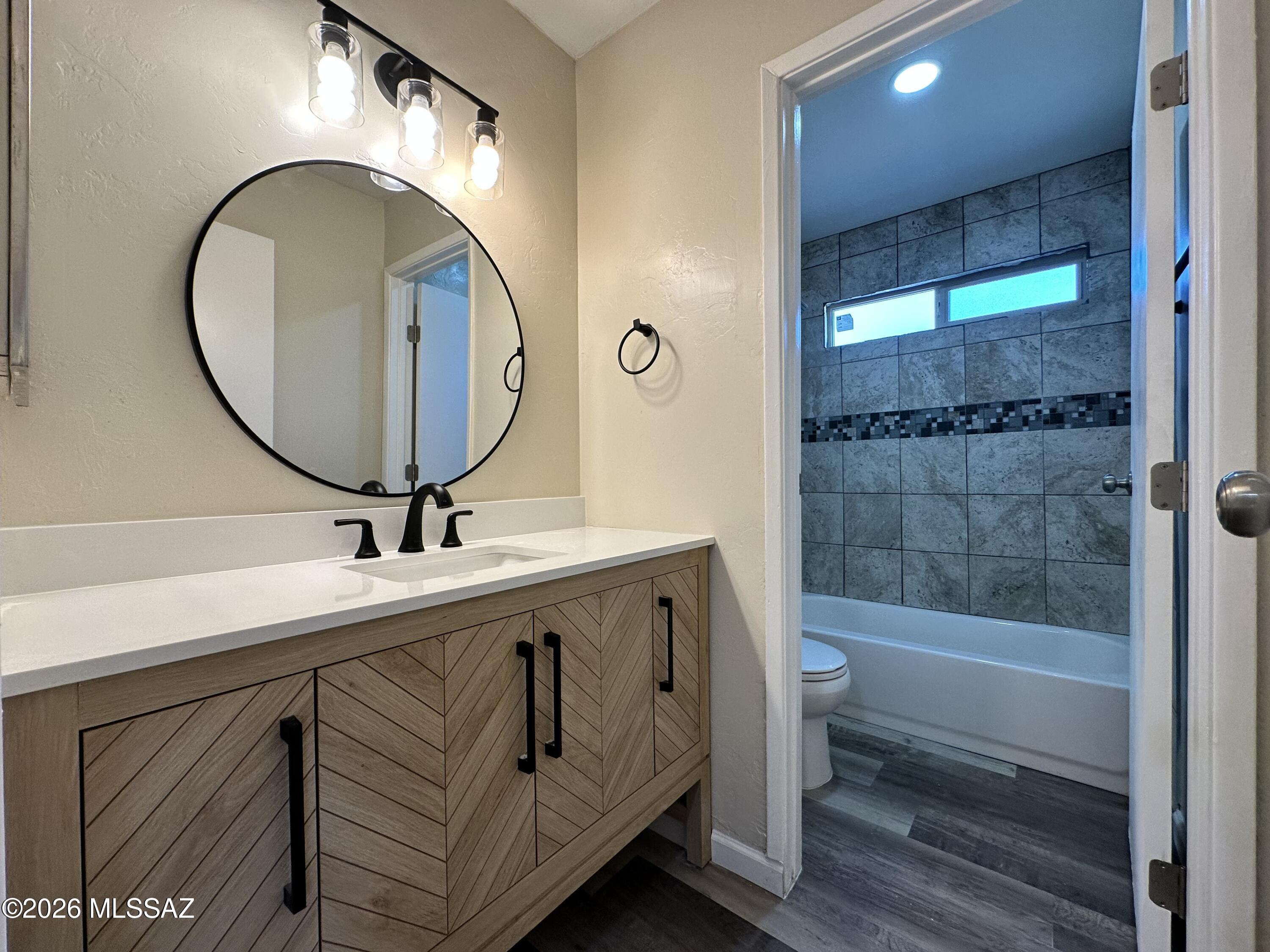 Saddlewood Ranch (1-285) - Residential Lease