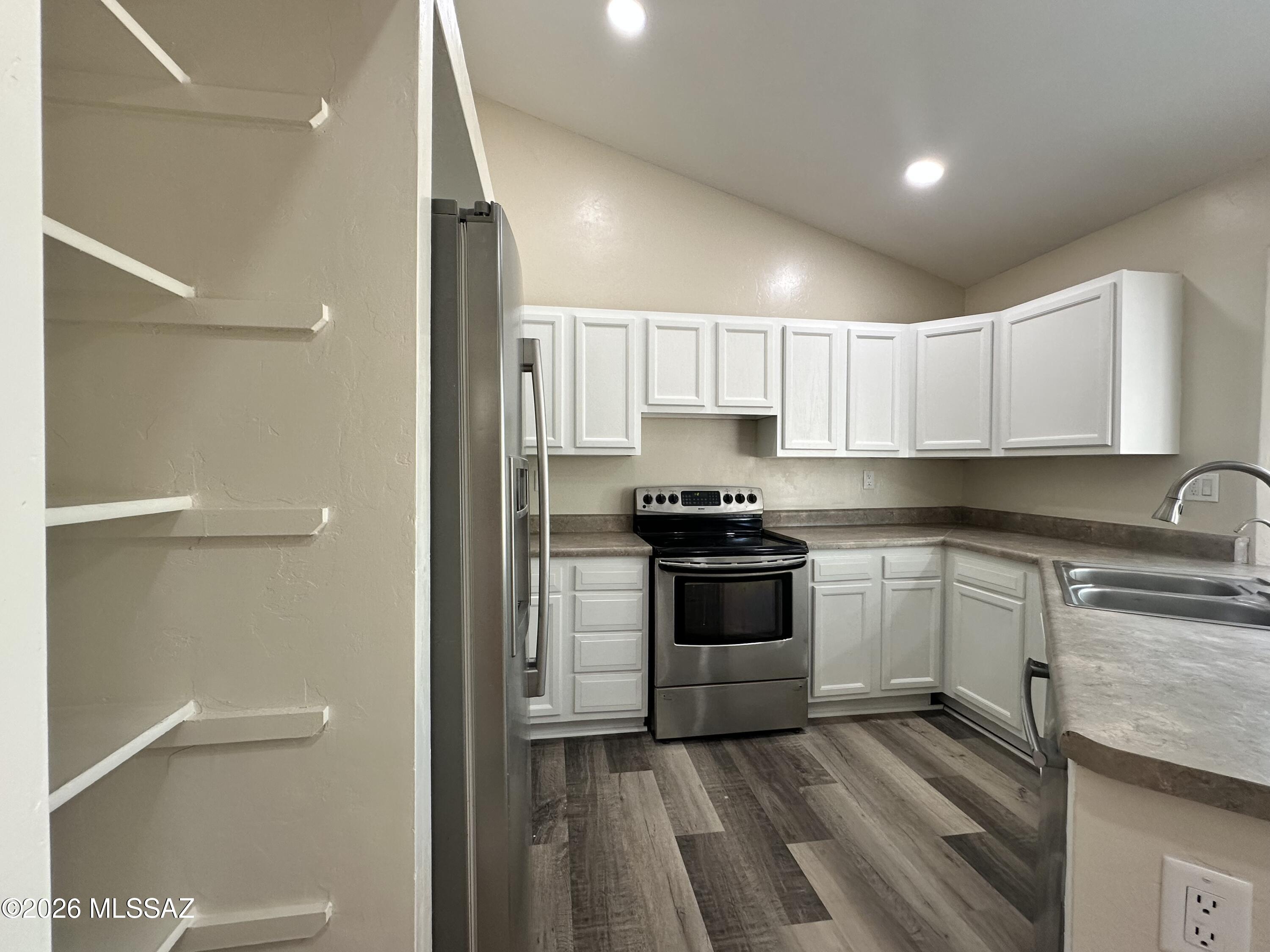 Saddlewood Ranch (1-285) - Residential Lease