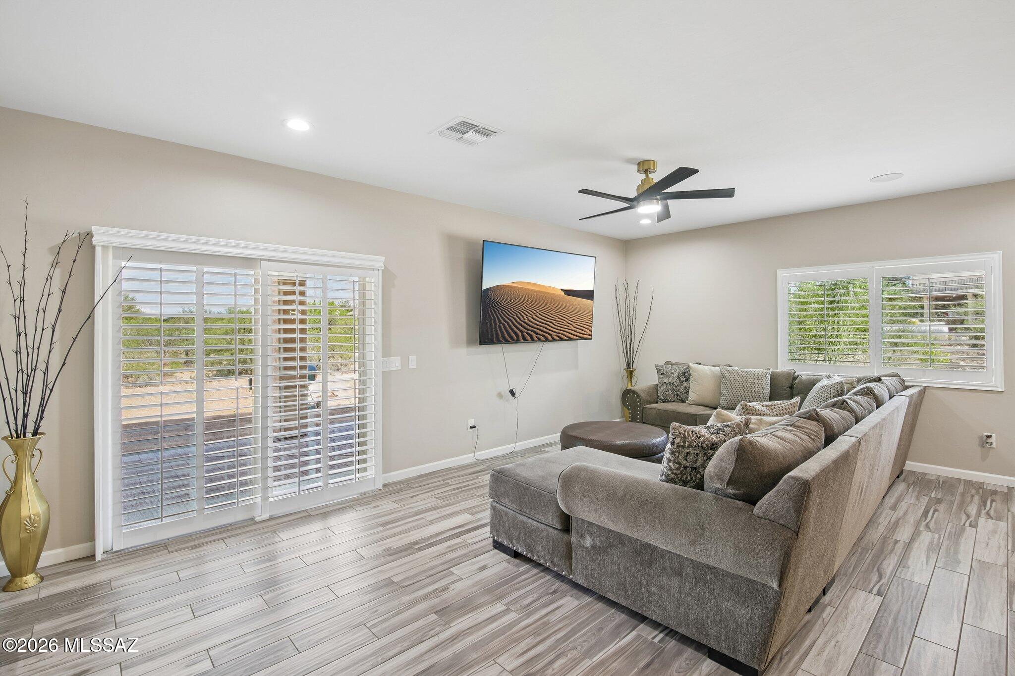 New Tucson Unit NO. 27 - Residential
