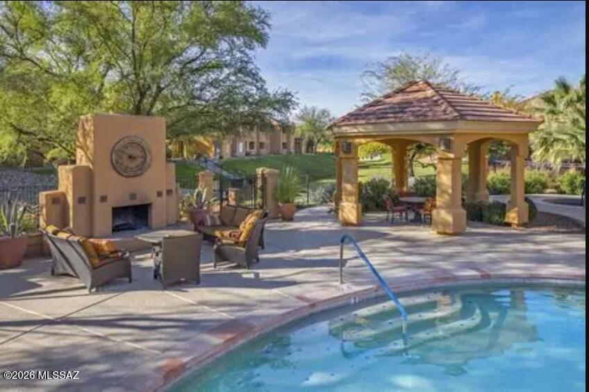 Pinnacle Canyon Condominium - Residential