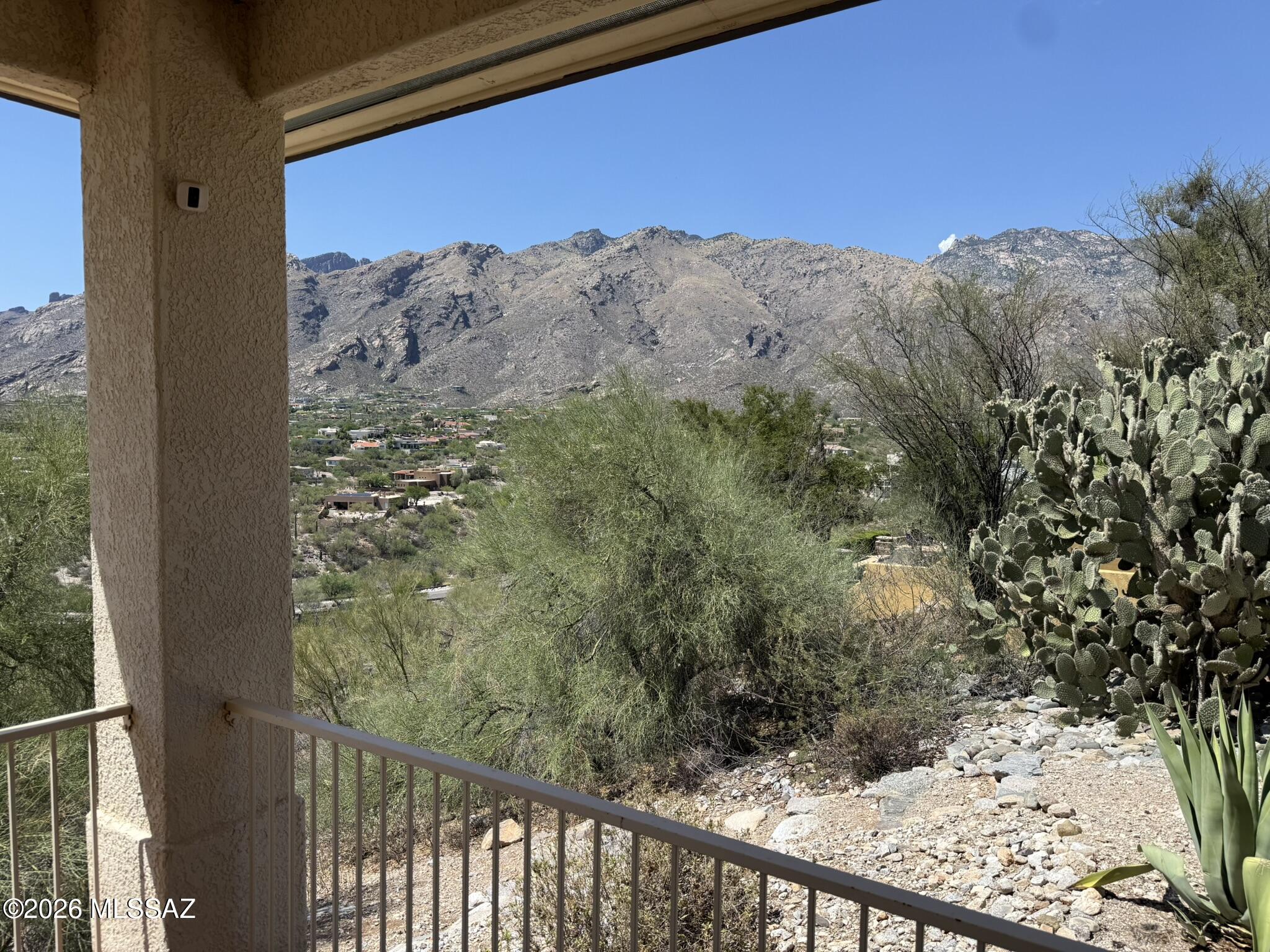 Alta Vista (99-145) - Residential Lease